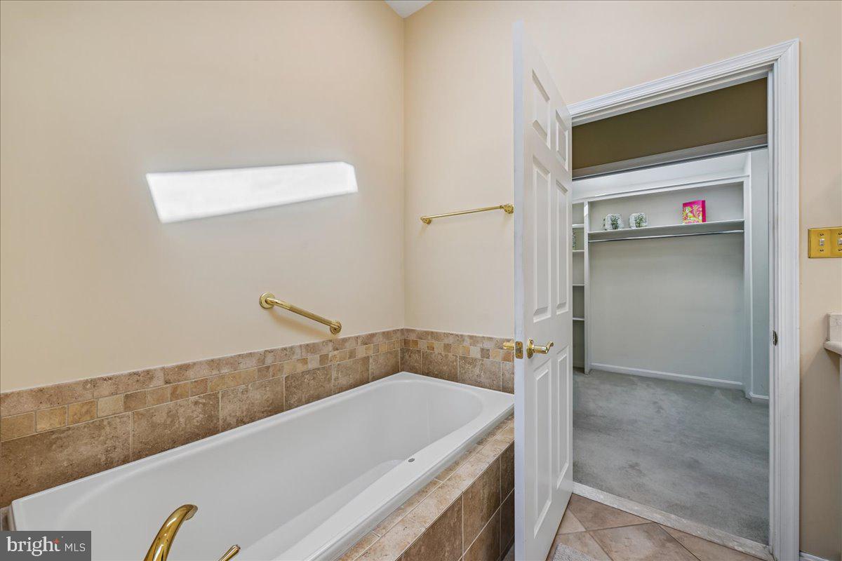 TYSONS GREEN - Residential