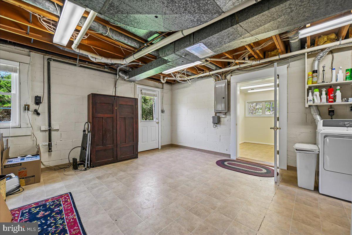 TYSONS GREEN - Residential