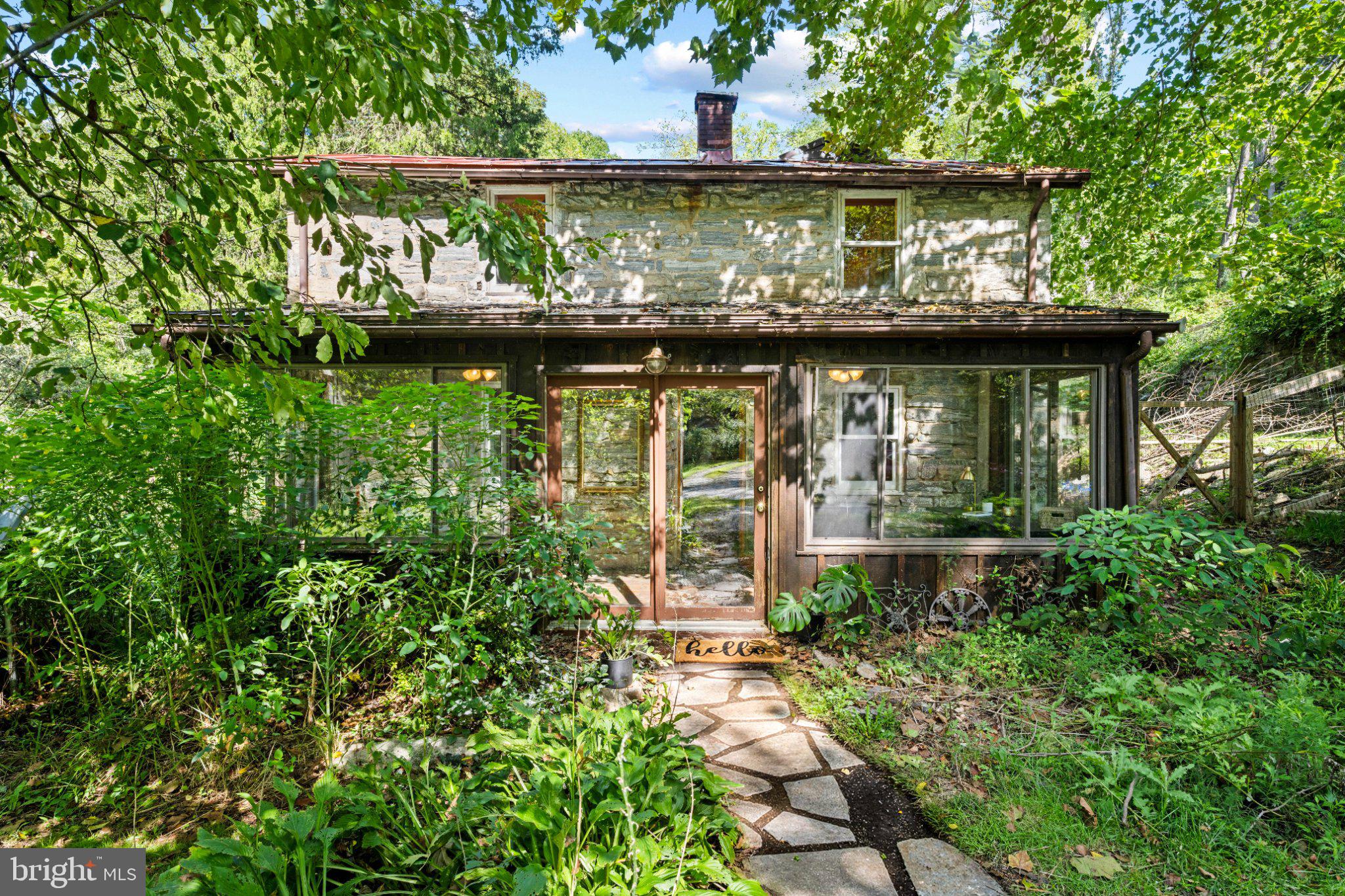 15113 FALLS ROAD