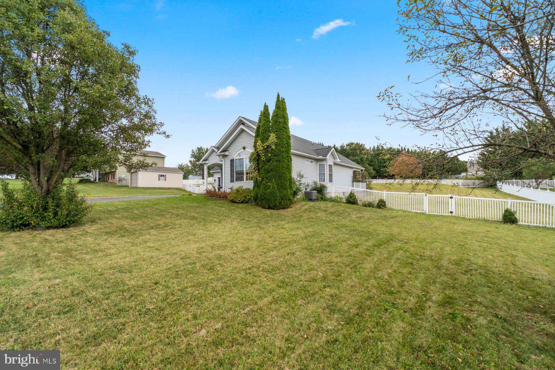 440 SUNSET DRIVE