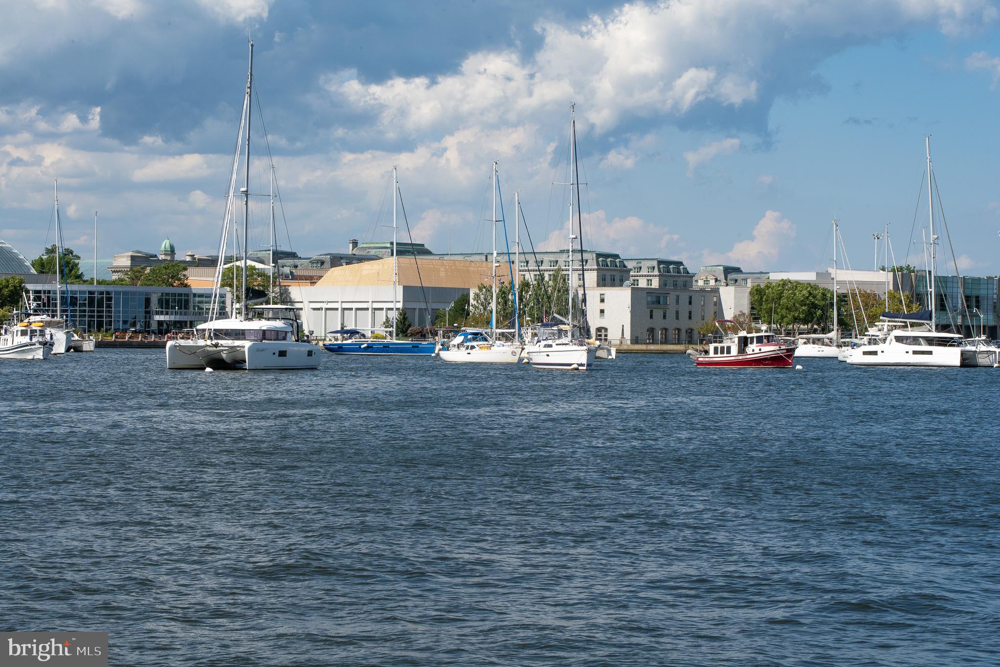 QUAY HARBOUR COMMUNITY - Residential