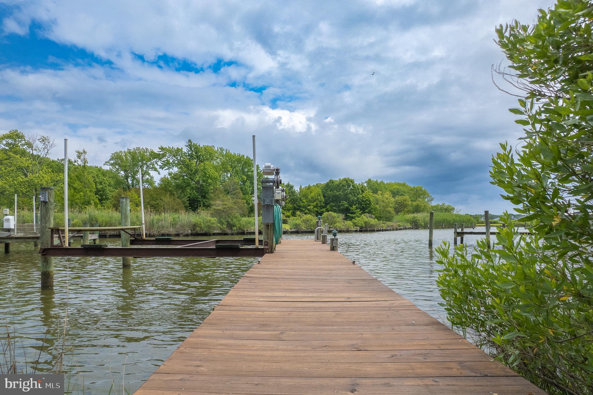 QUAY HARBOUR COMMUNITY - Residential