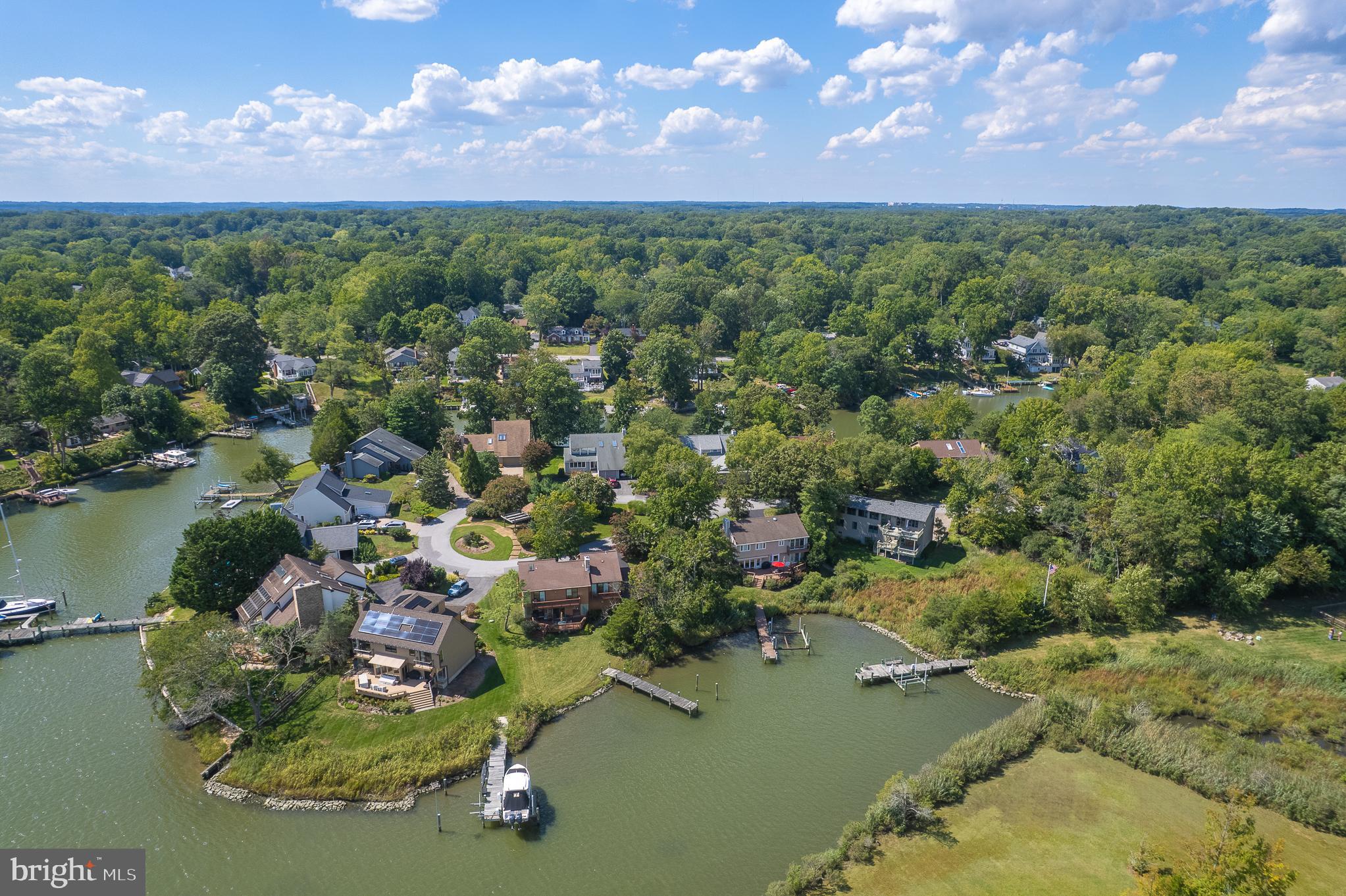QUAY HARBOUR COMMUNITY - Residential