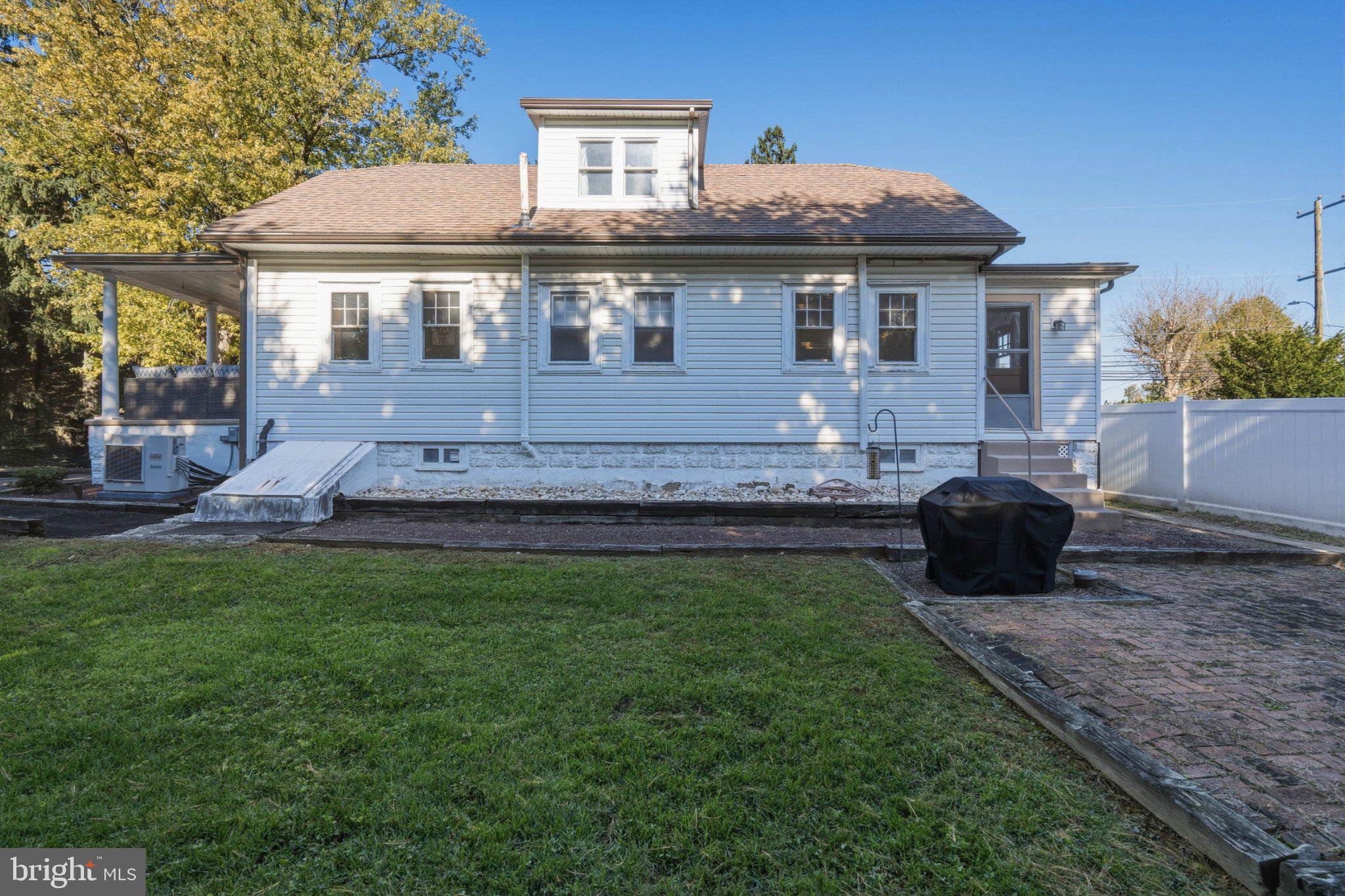 1611 BRIDGETOWN PIKE