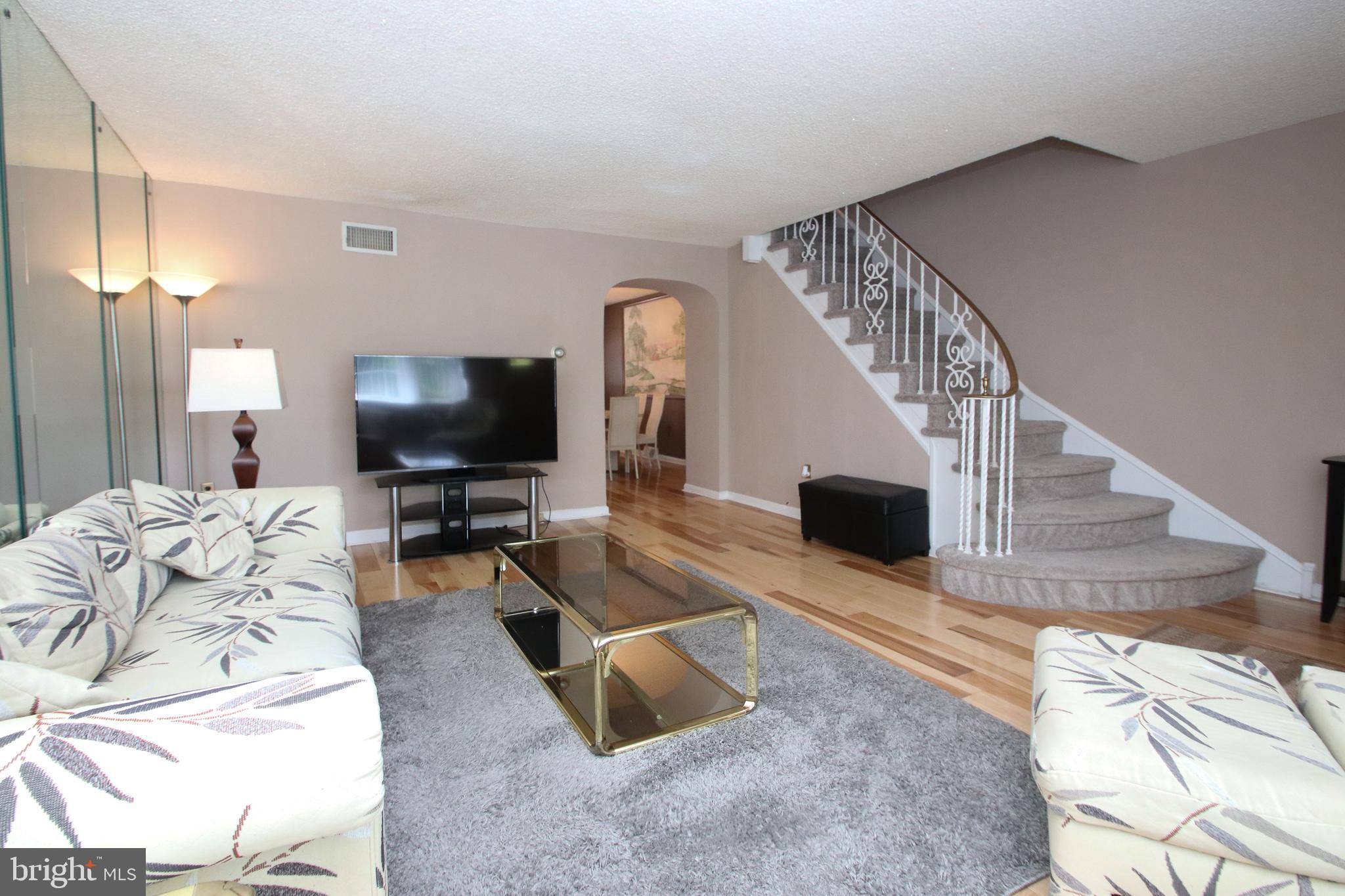 PHILADELPHIA (SOUTH) - Residential