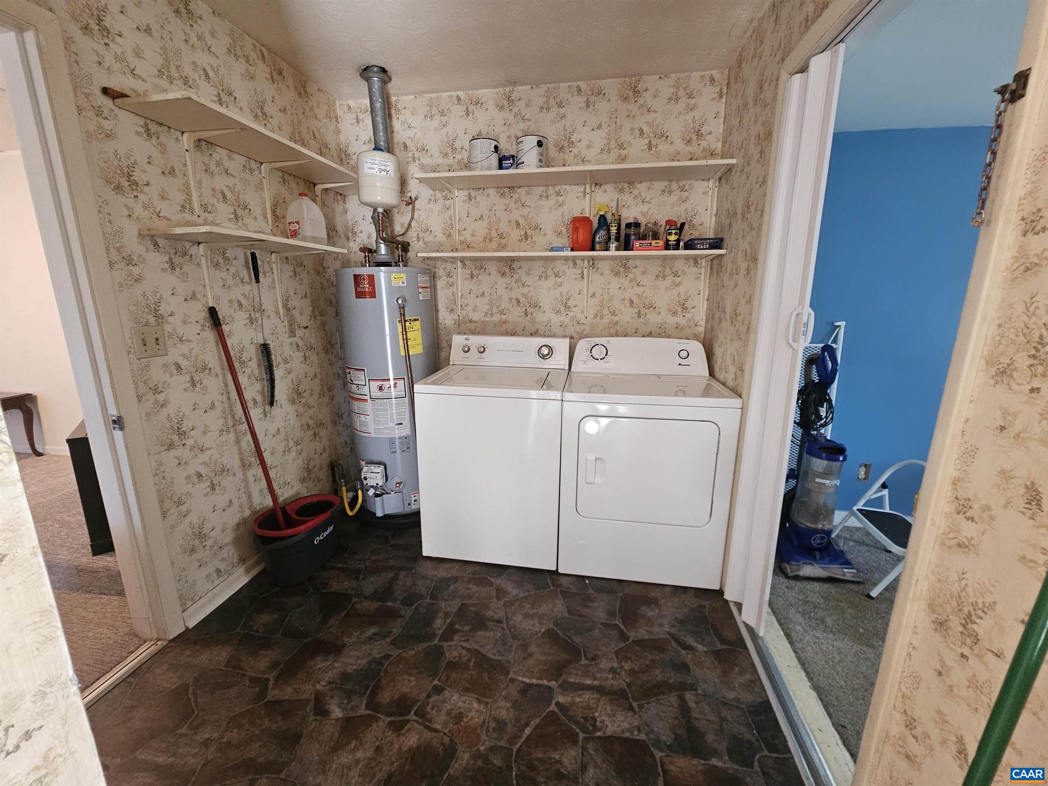 UNKNOWN - Residential Lease