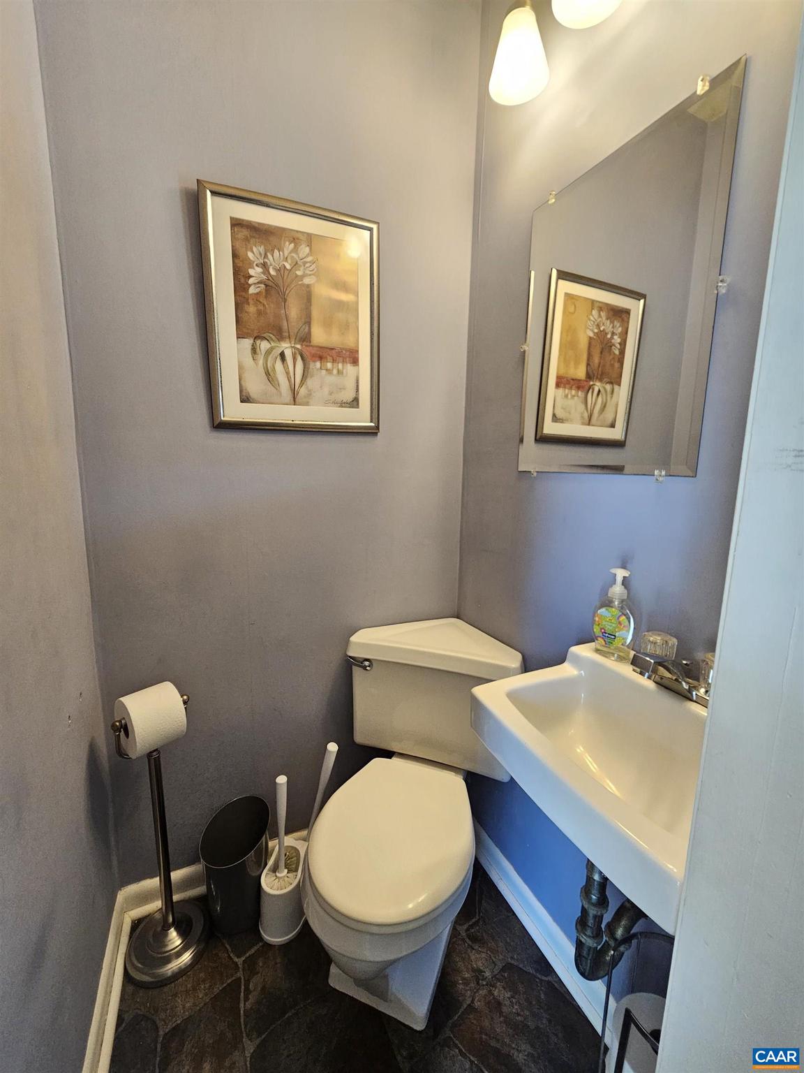 UNKNOWN - Residential Lease