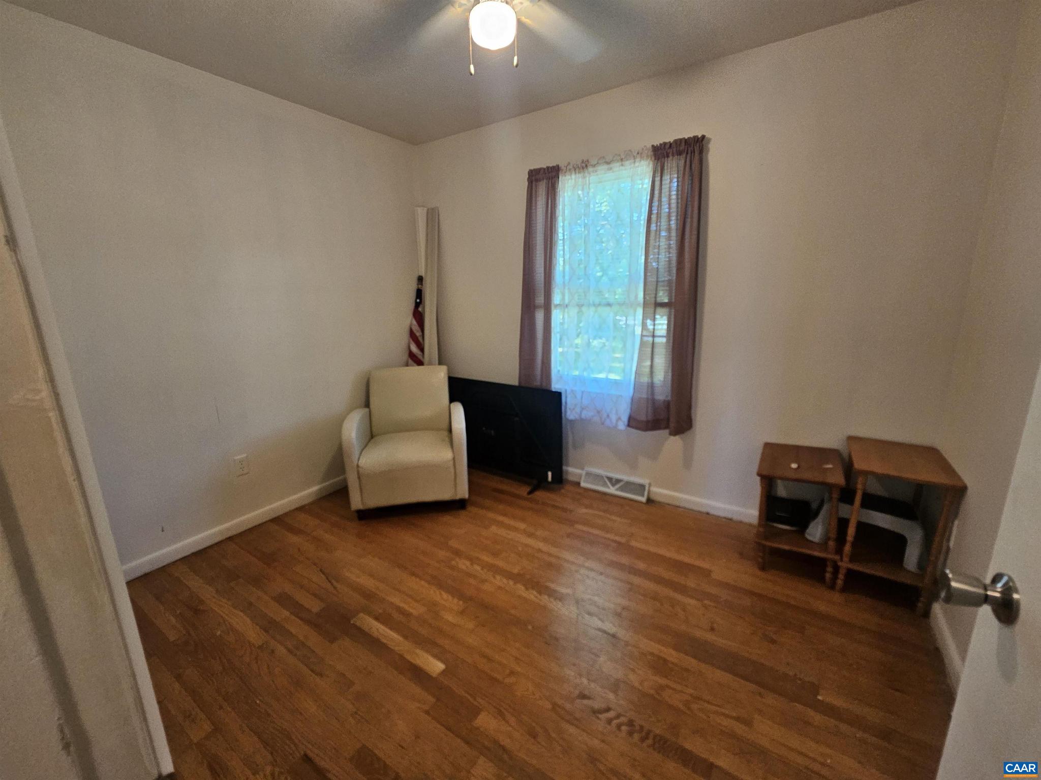 UNKNOWN - Residential Lease