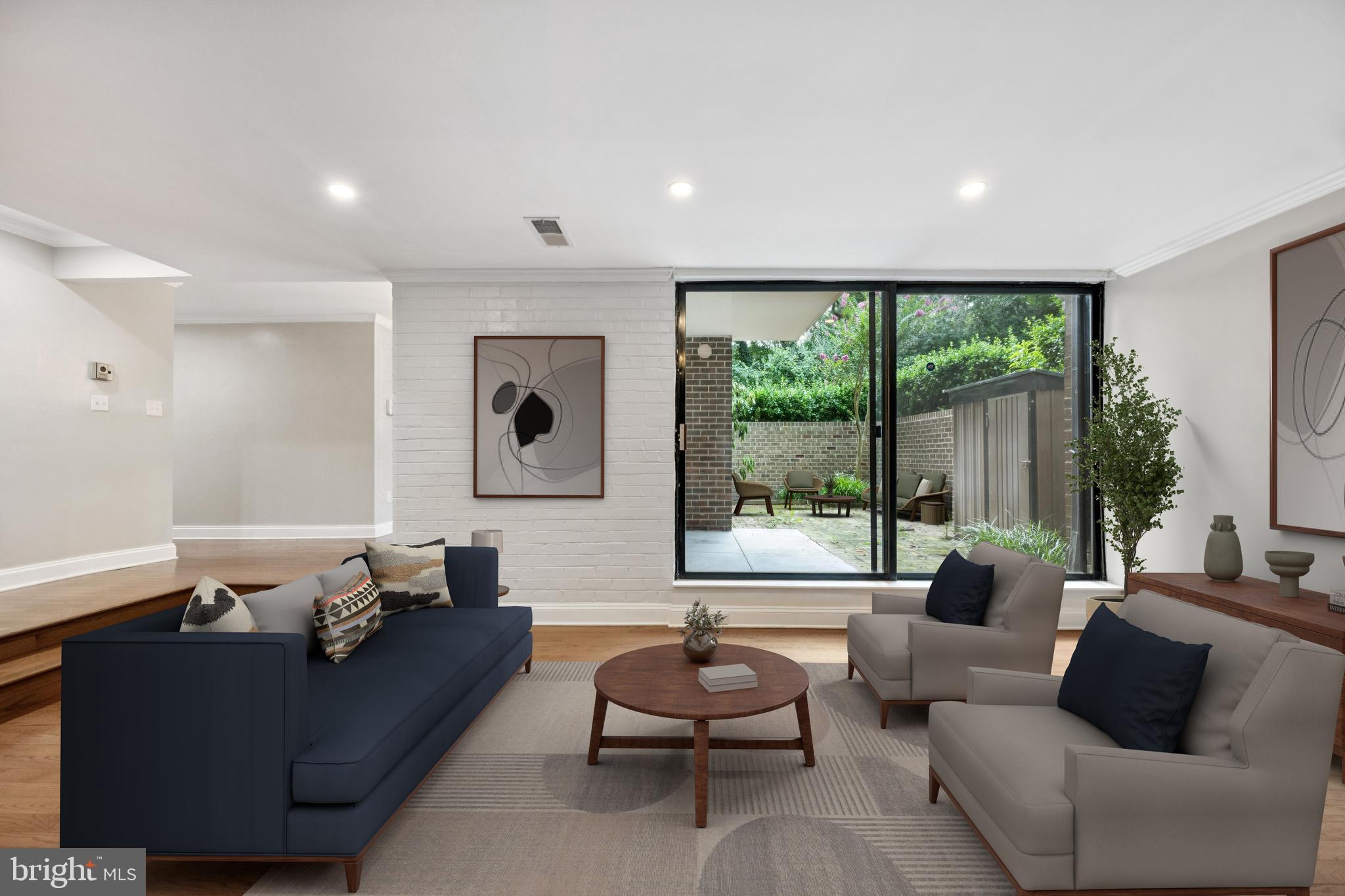 2016 COLERIDGE DRIVE 24-102