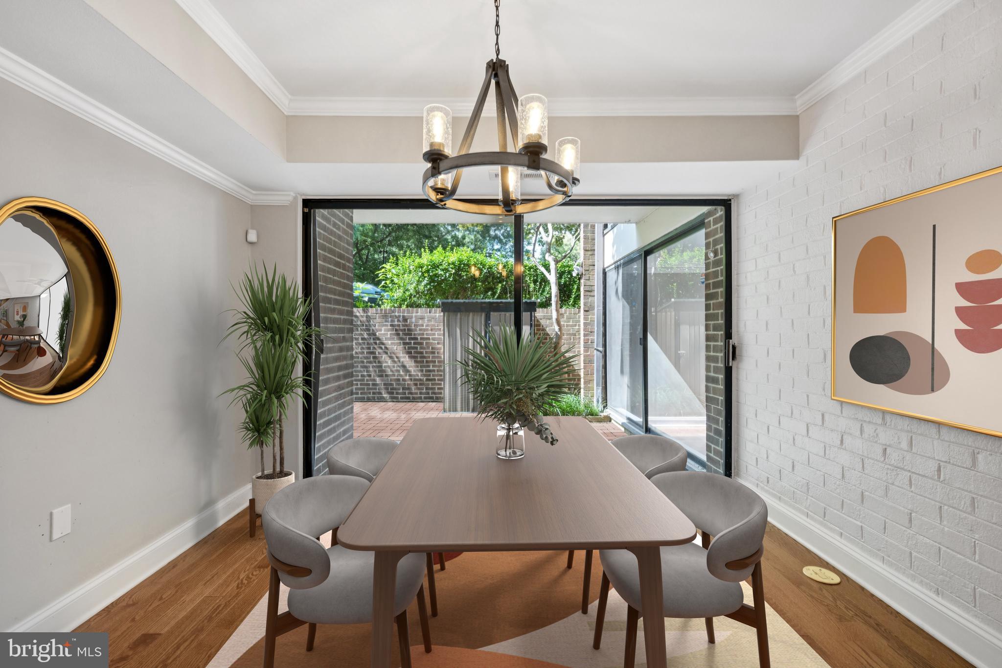 AMERICANA FINMARK - Residential