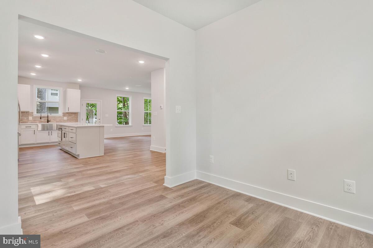 THE WOODS OF RUE PURCHASE - Residential