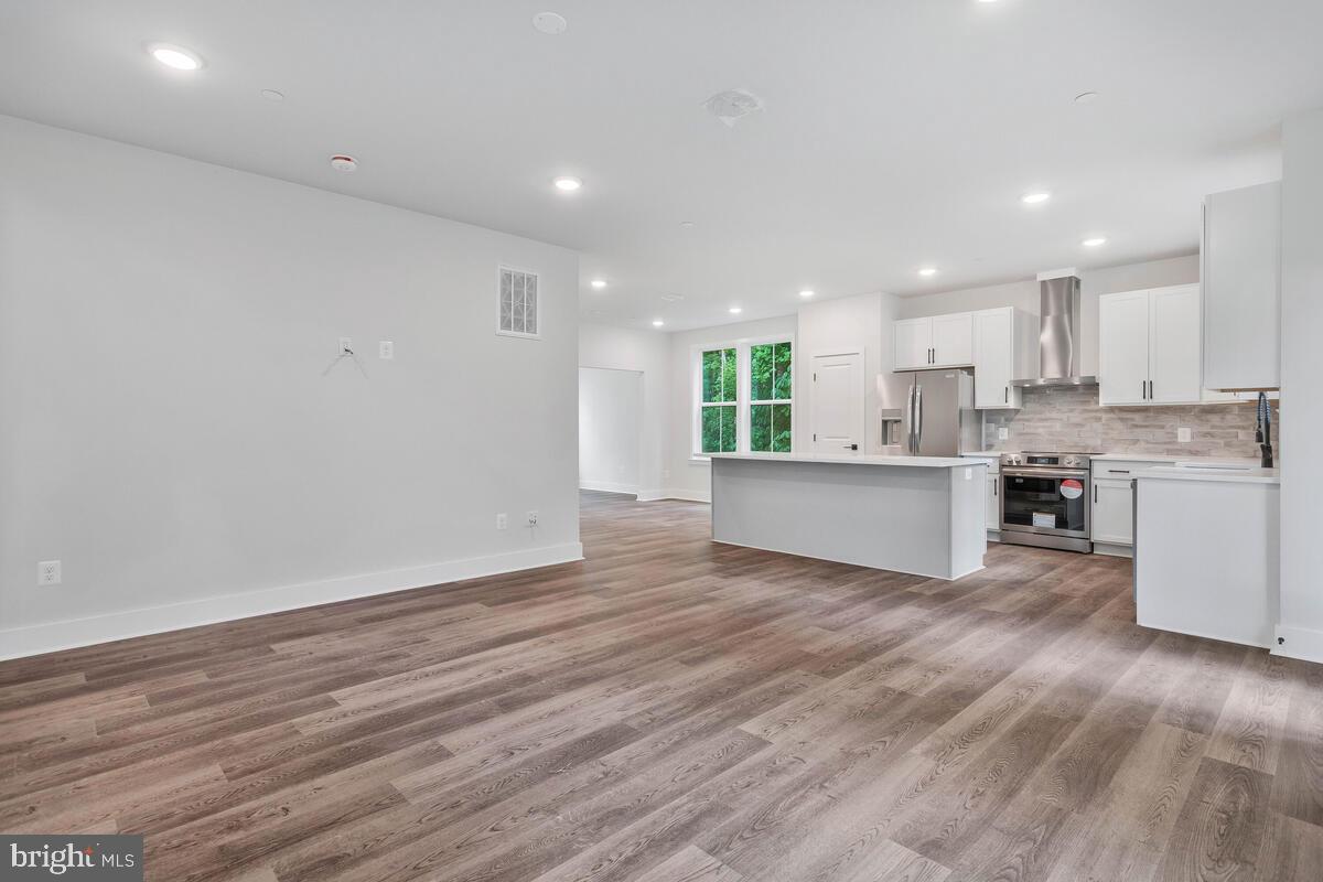 THE WOODS OF RUE PURCHASE - Residential