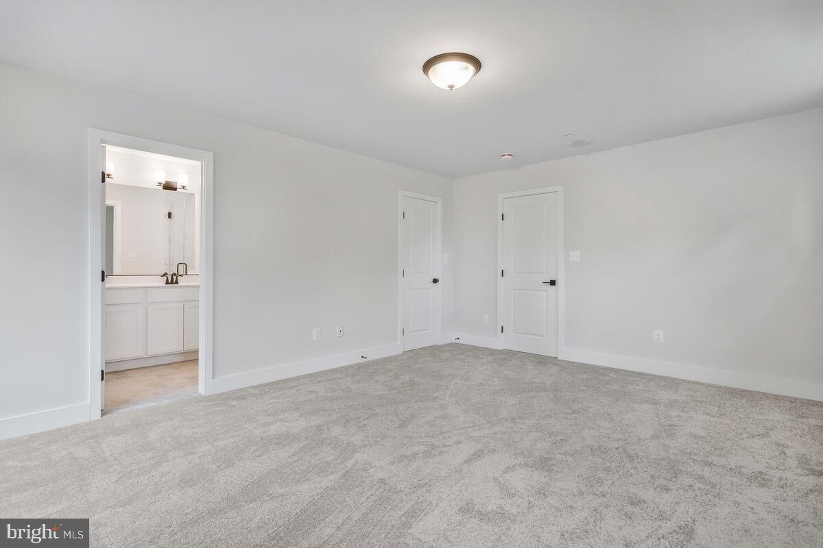 THE WOODS OF RUE PURCHASE - Residential