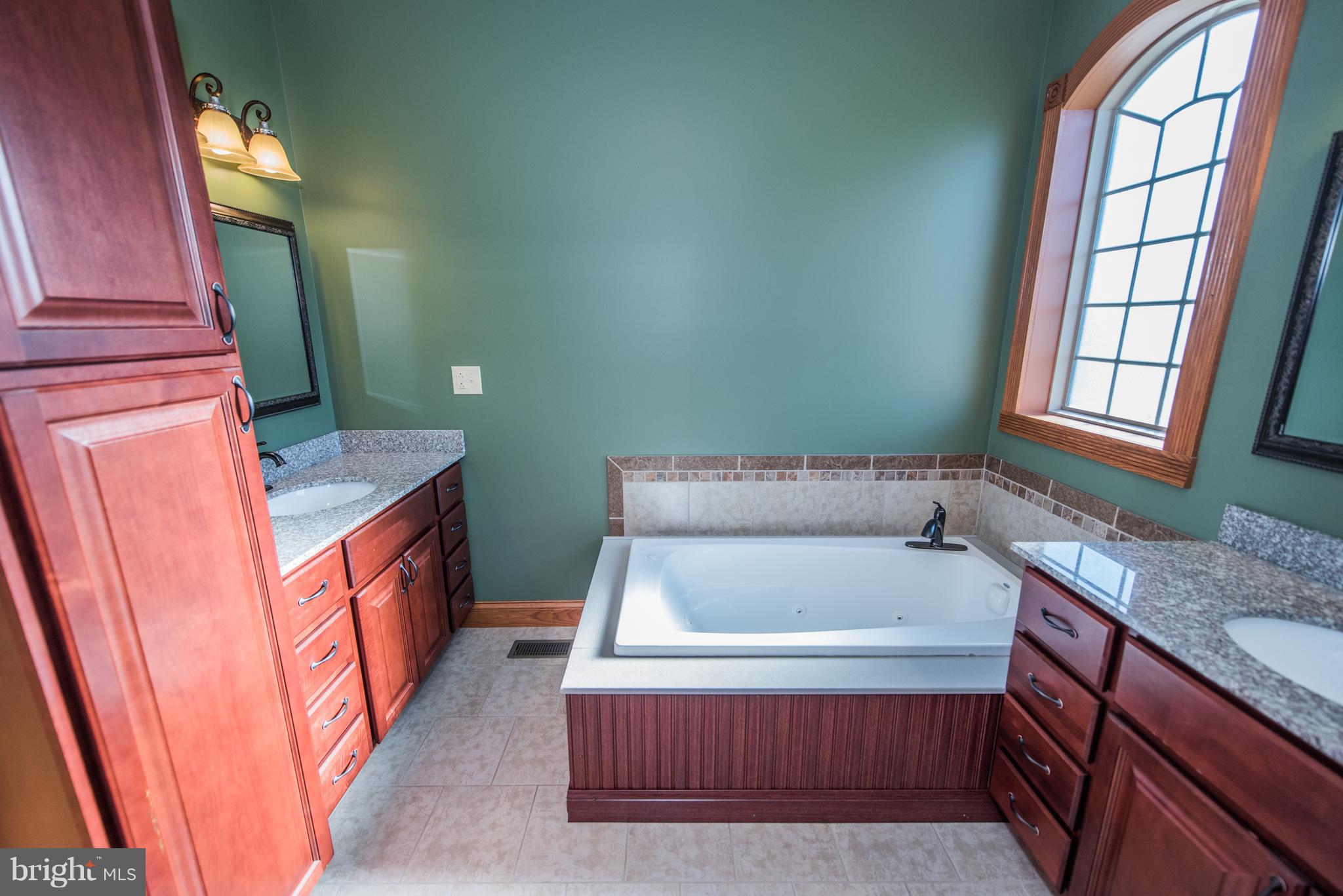 CROSSINGS ON THE POTOMAC - Residential