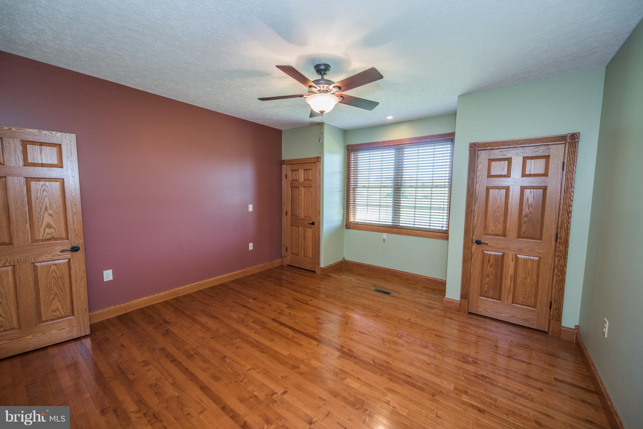 CROSSINGS ON THE POTOMAC - Residential