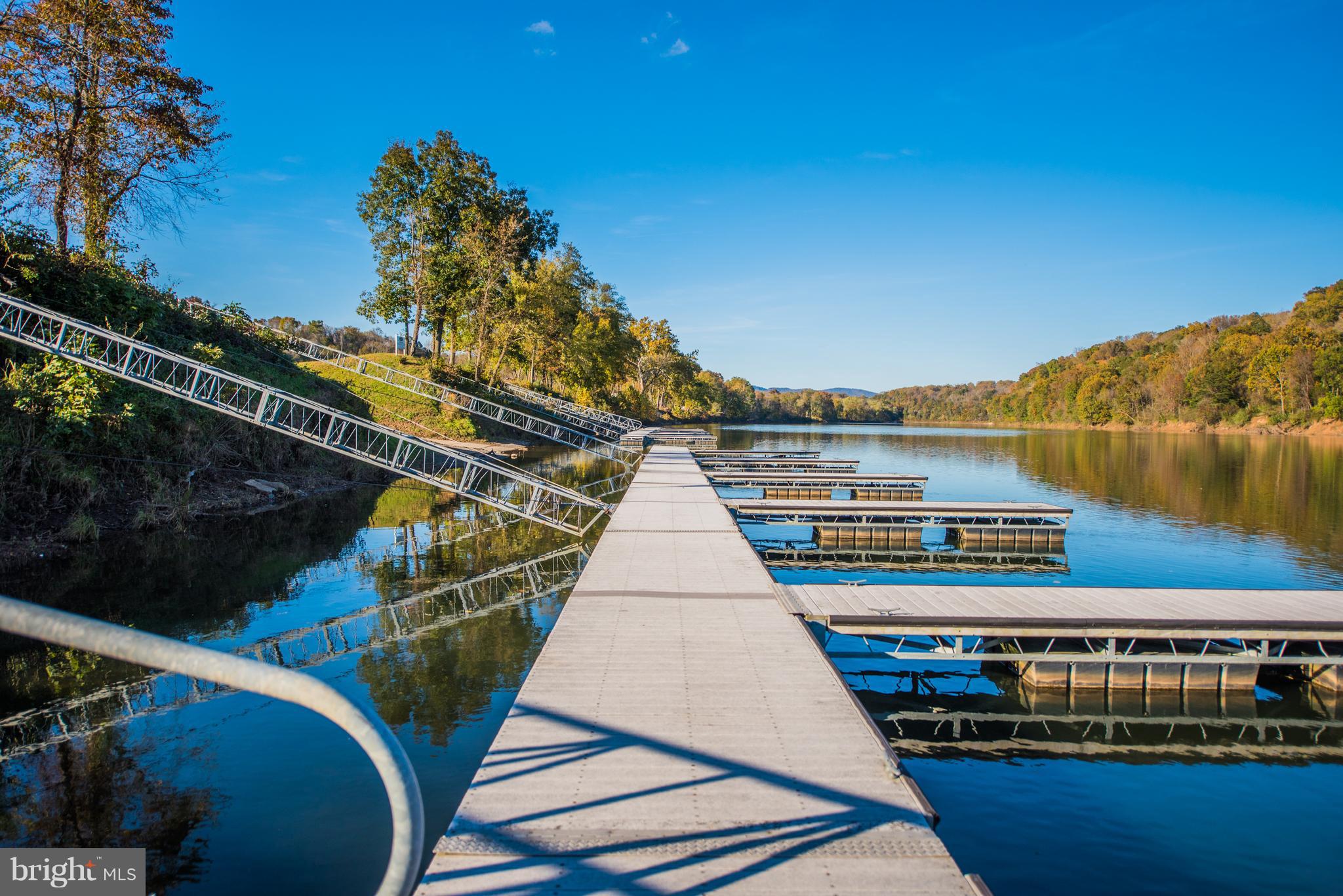 CROSSINGS ON THE POTOMAC - Residential
