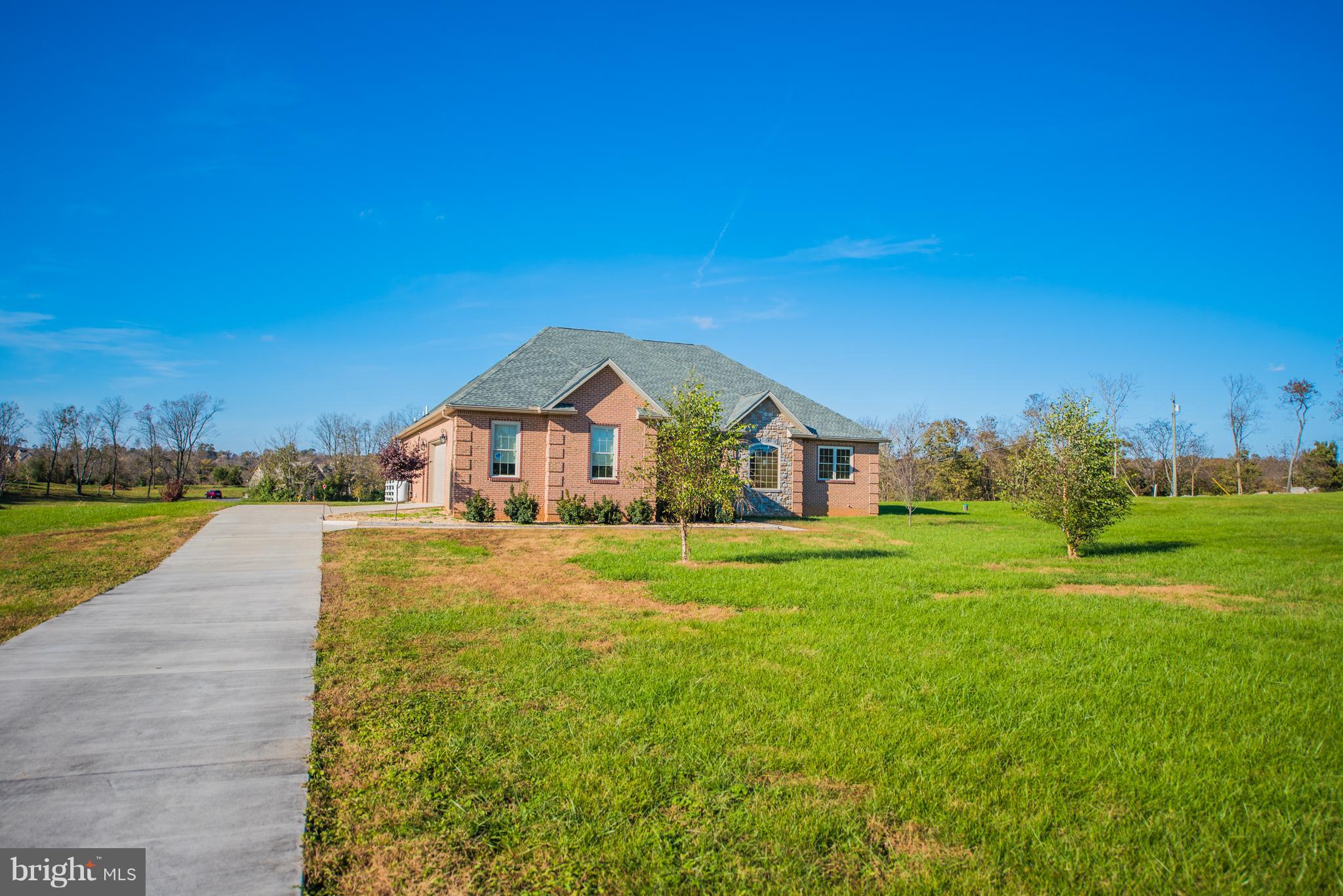 CROSSINGS ON THE POTOMAC - Residential