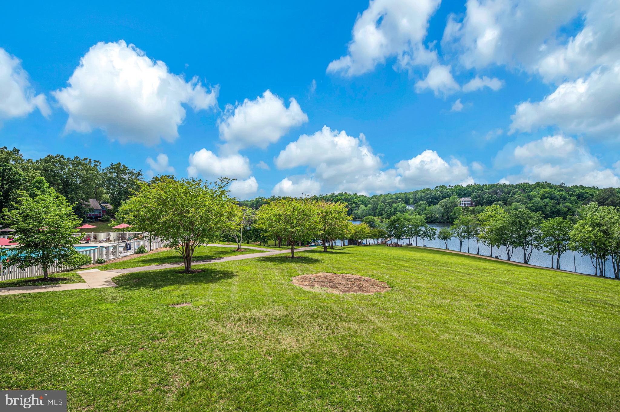 SHENANDOAH CROSSING COUNTRY CLUB - Residential