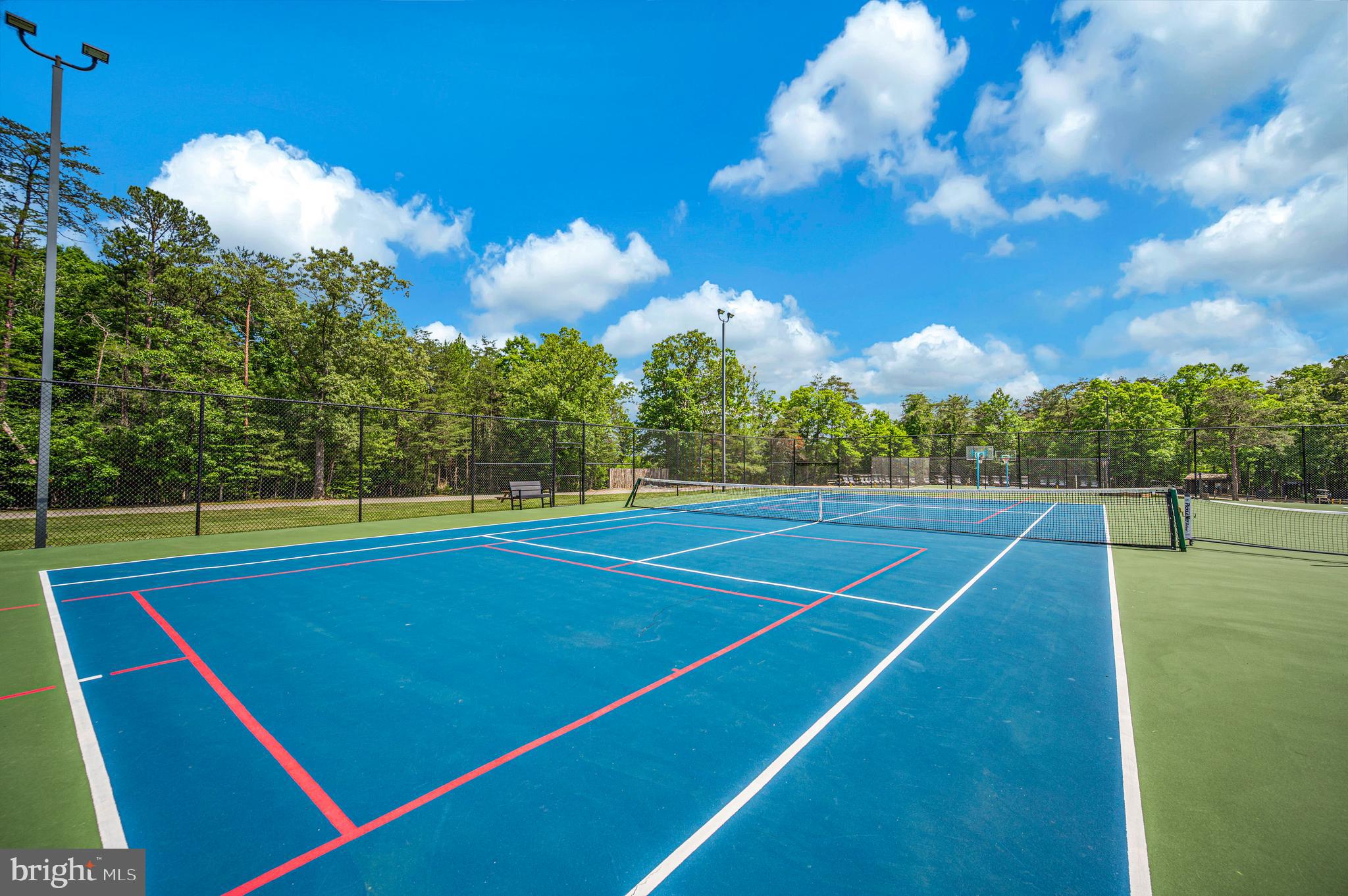 SHENANDOAH CROSSING COUNTRY CLUB - Residential