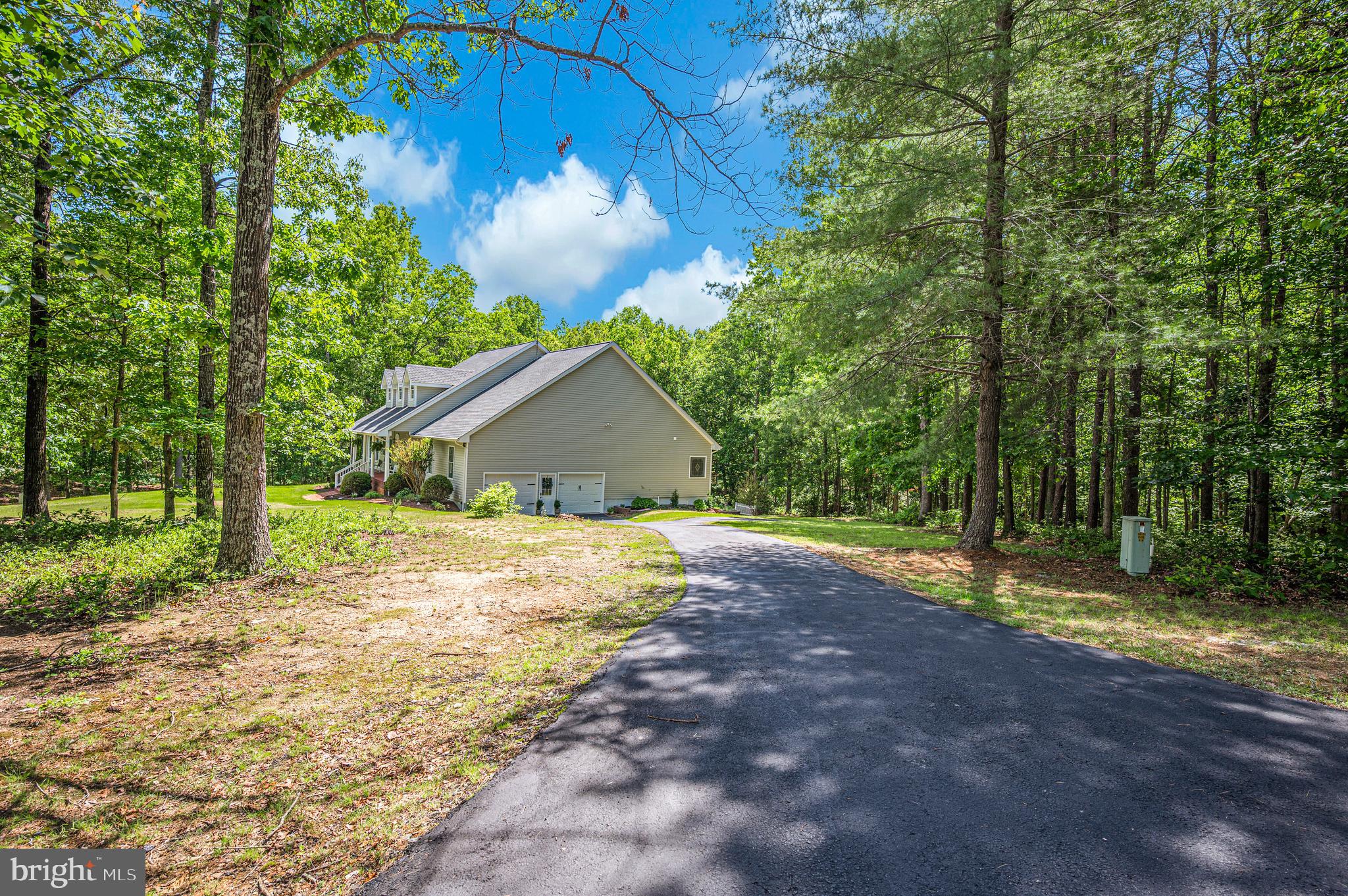 SHENANDOAH CROSSING COUNTRY CLUB - Residential