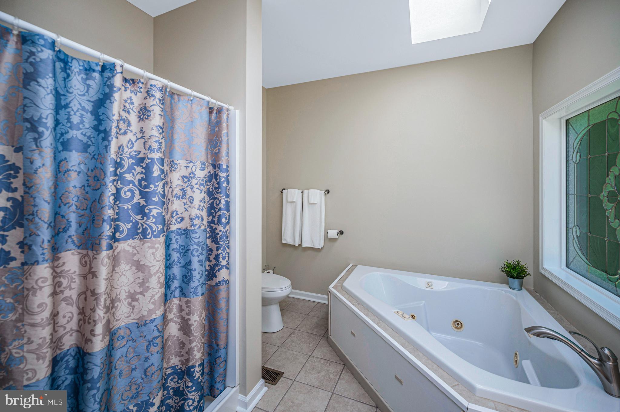 SHENANDOAH CROSSING COUNTRY CLUB - Residential