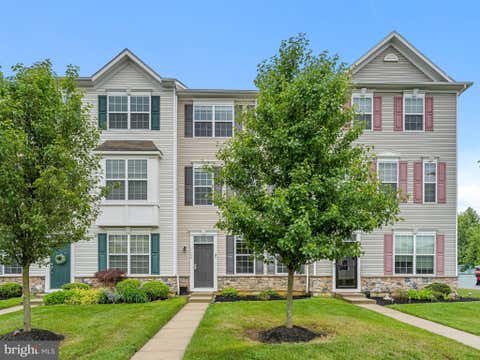 Townhouse For Sale - 1126 Munyon Drive<br/> Gloucester County, GLASSBORO, NJ 08028