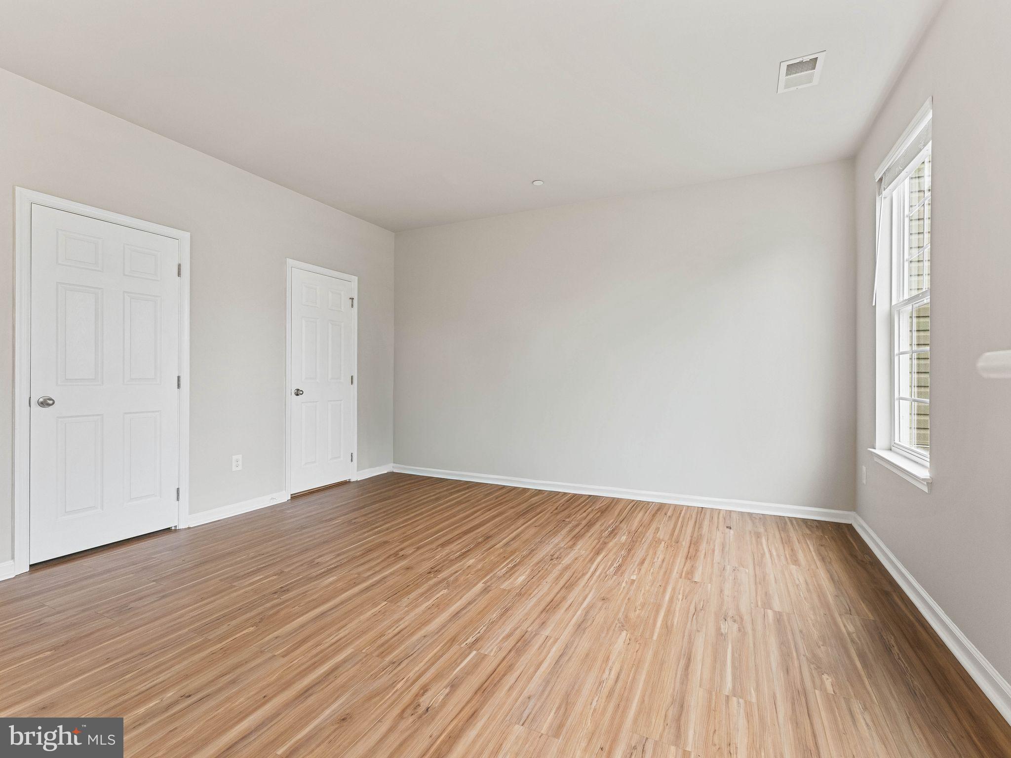 1126 MUNYON DRIVE