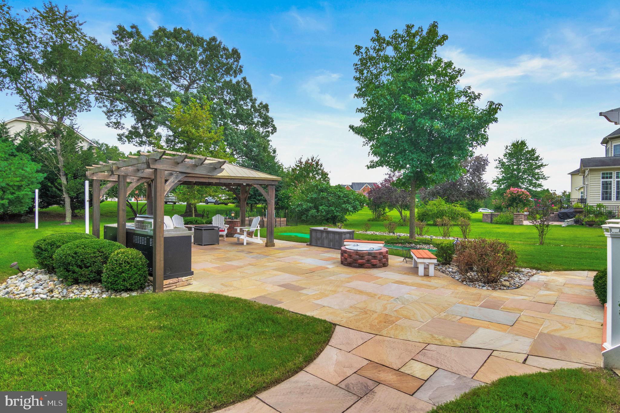 NORTHERN ESTATES - Residential