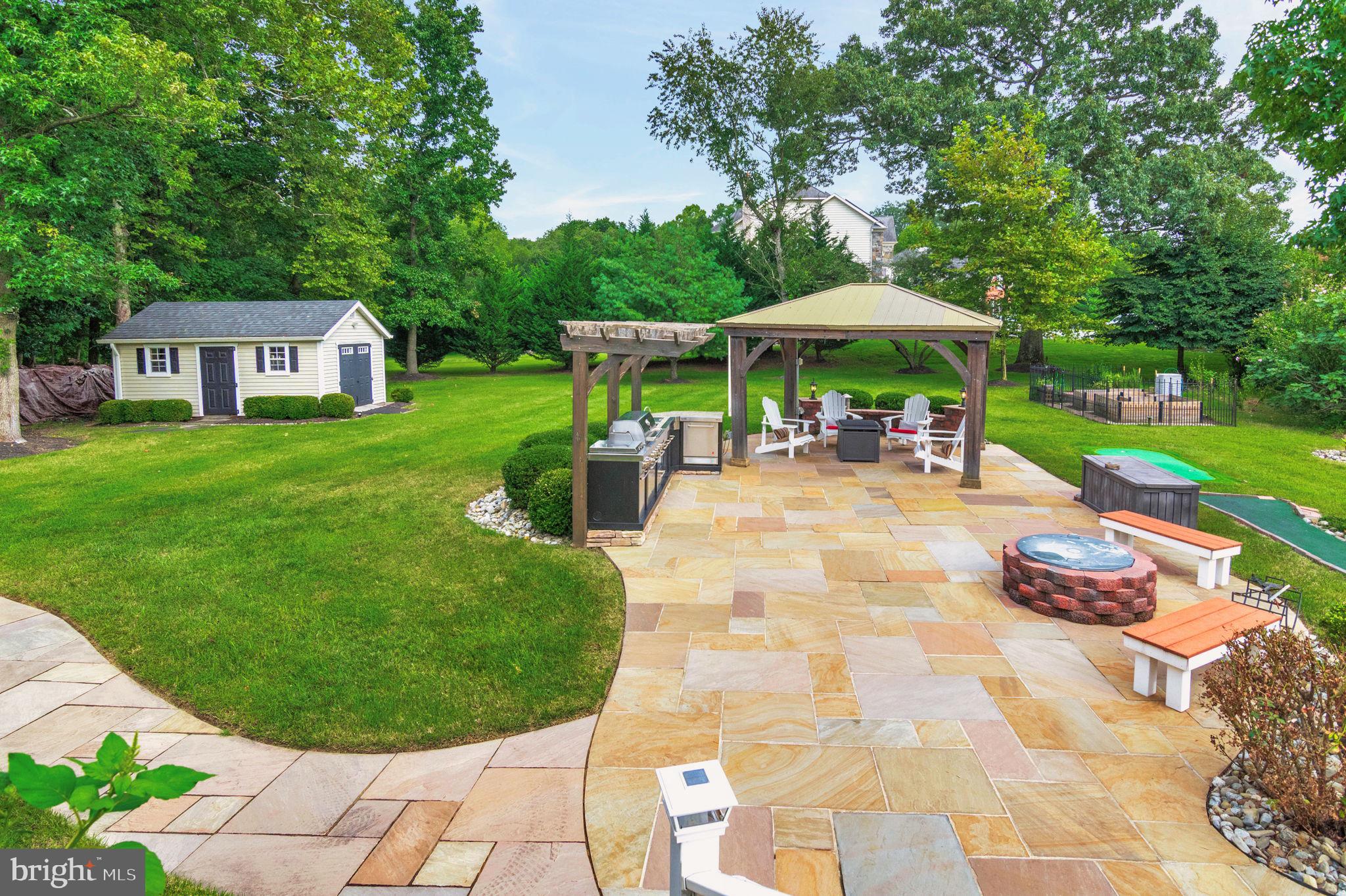 NORTHERN ESTATES - Residential