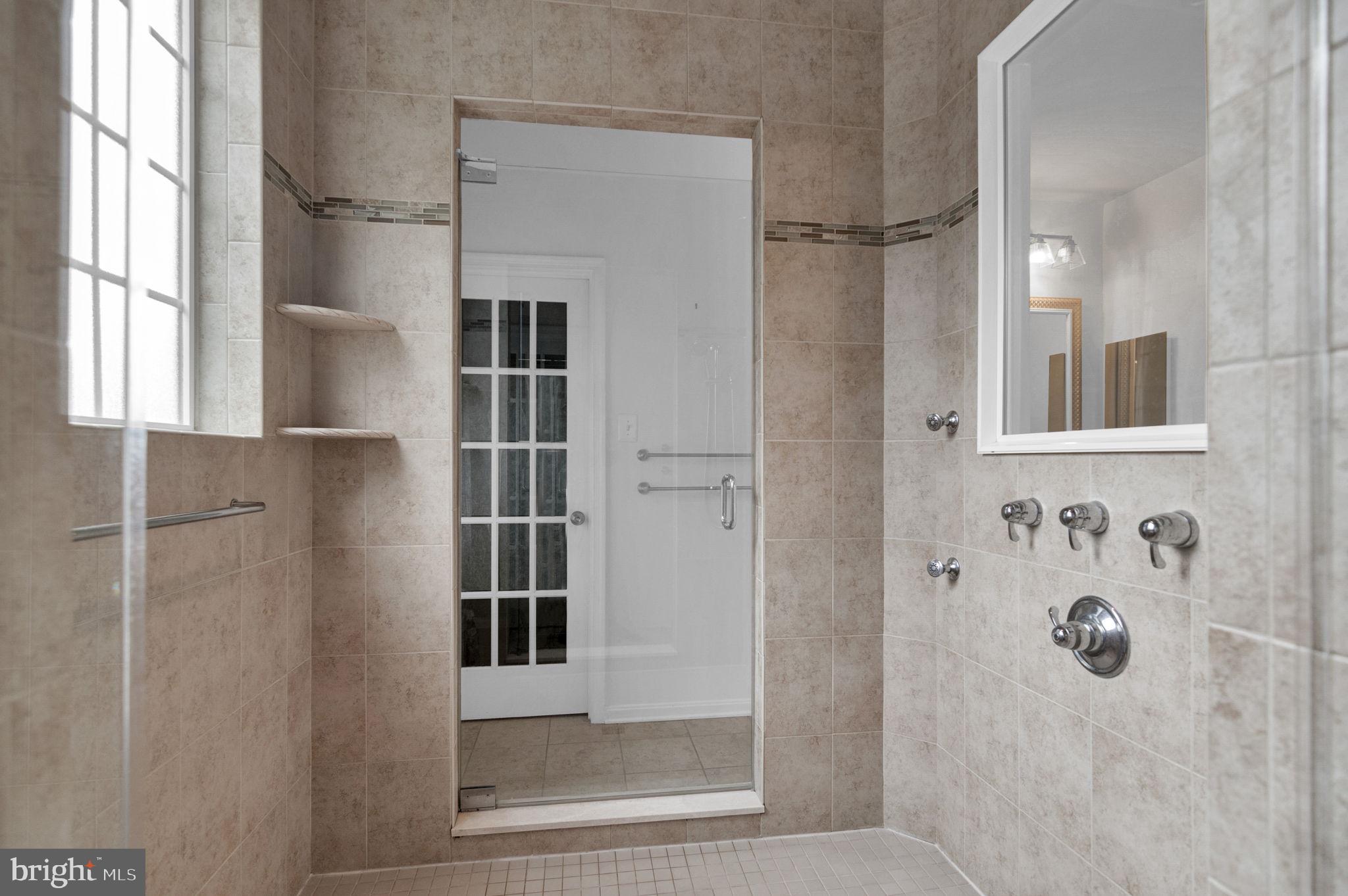 NORTHERN ESTATES - Residential