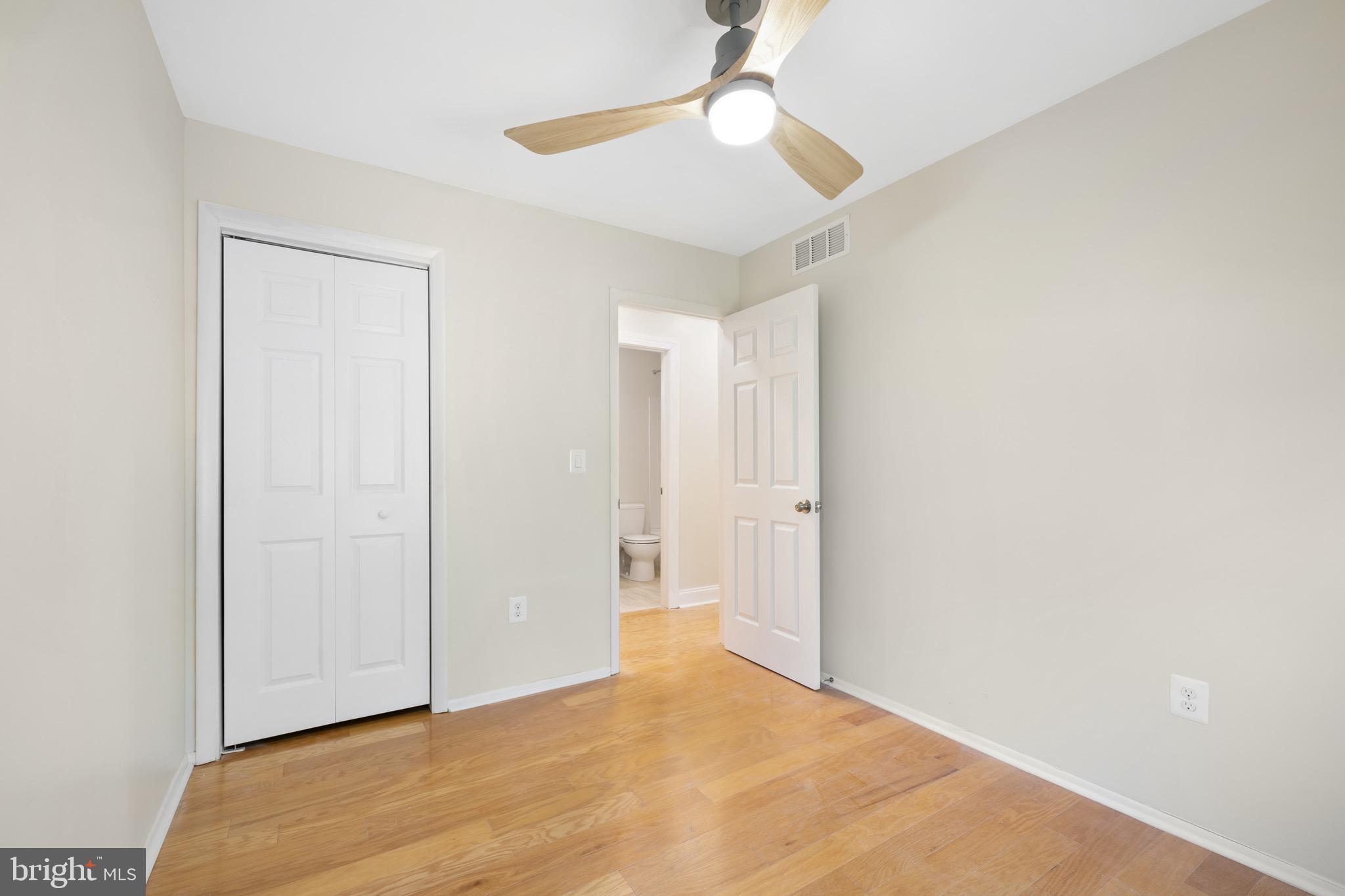 WALNUT RIDGE - Residential Lease