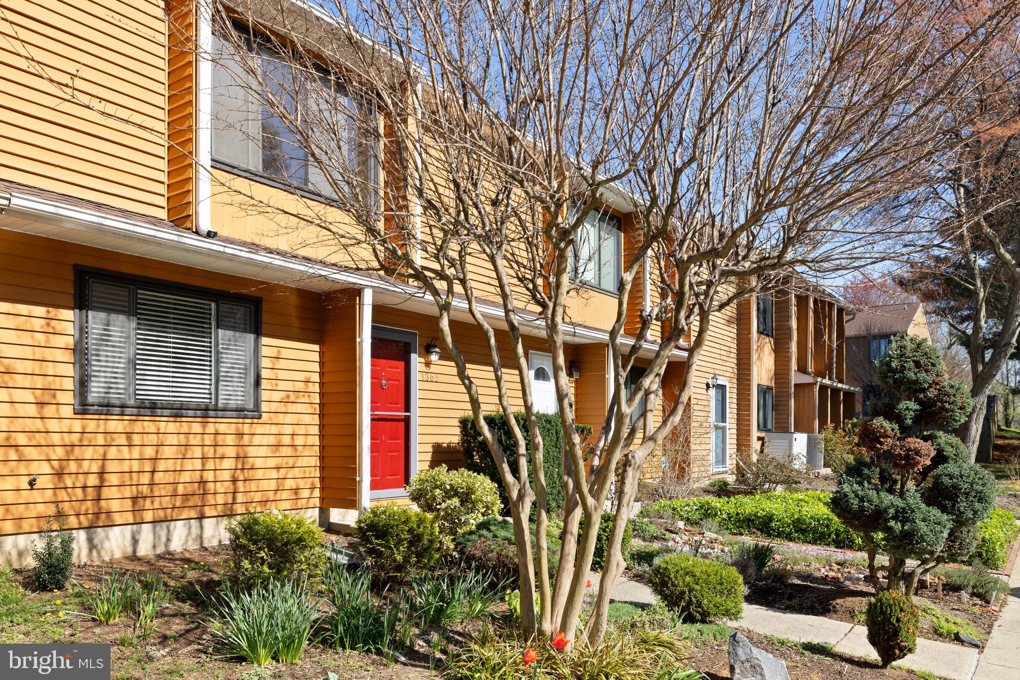 WALNUT RIDGE - Residential Lease