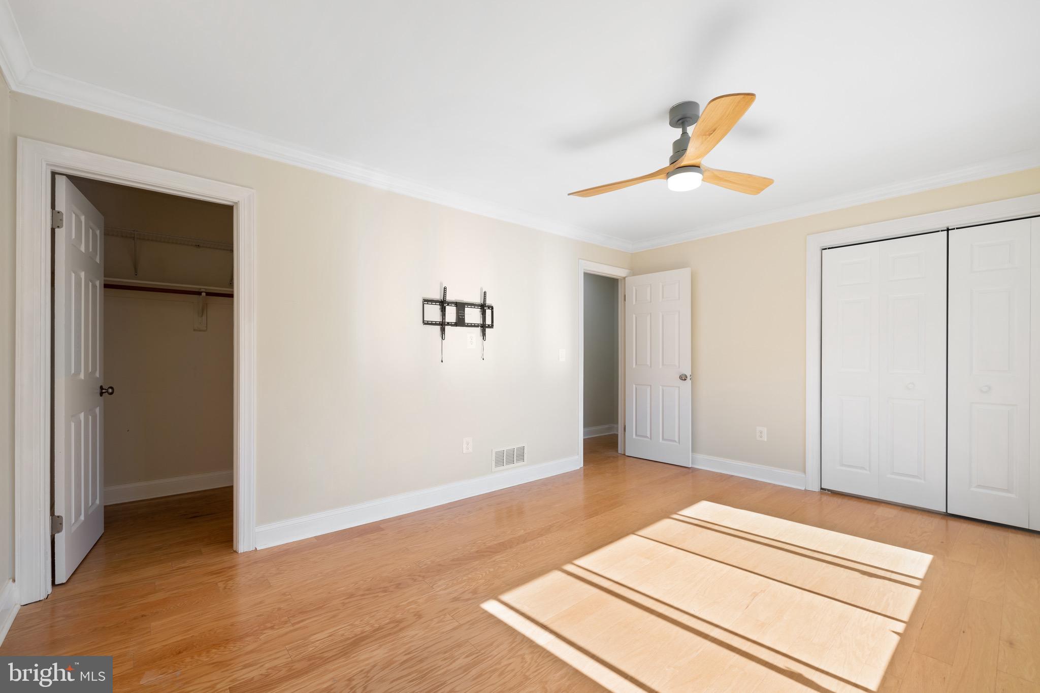 WALNUT RIDGE - Residential Lease