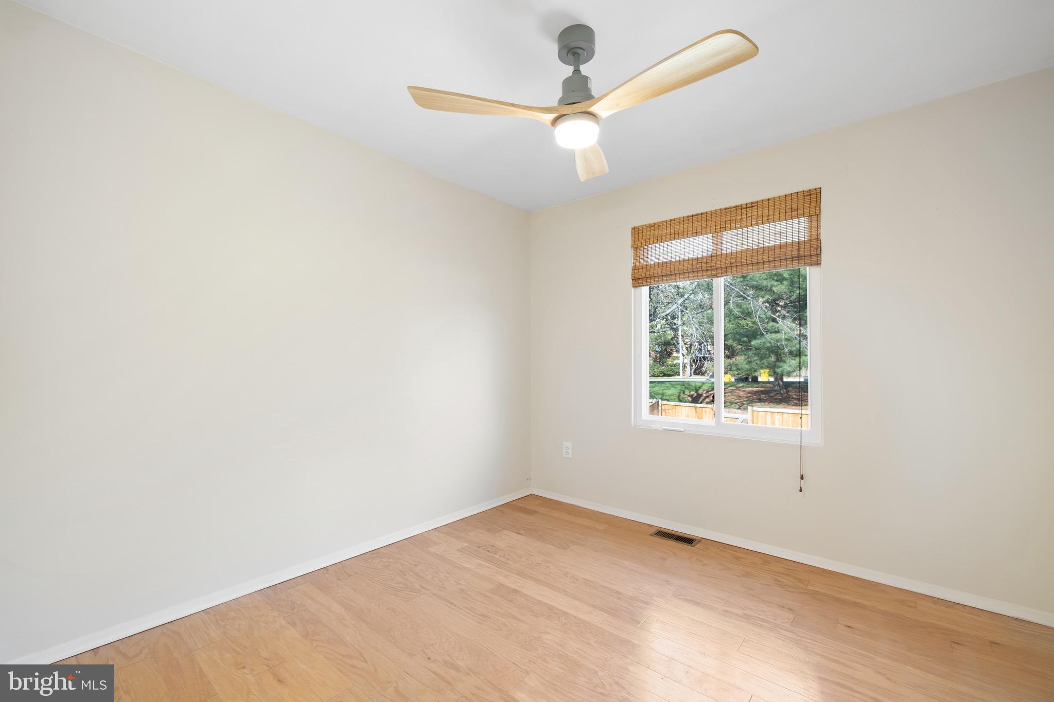 WALNUT RIDGE - Residential Lease