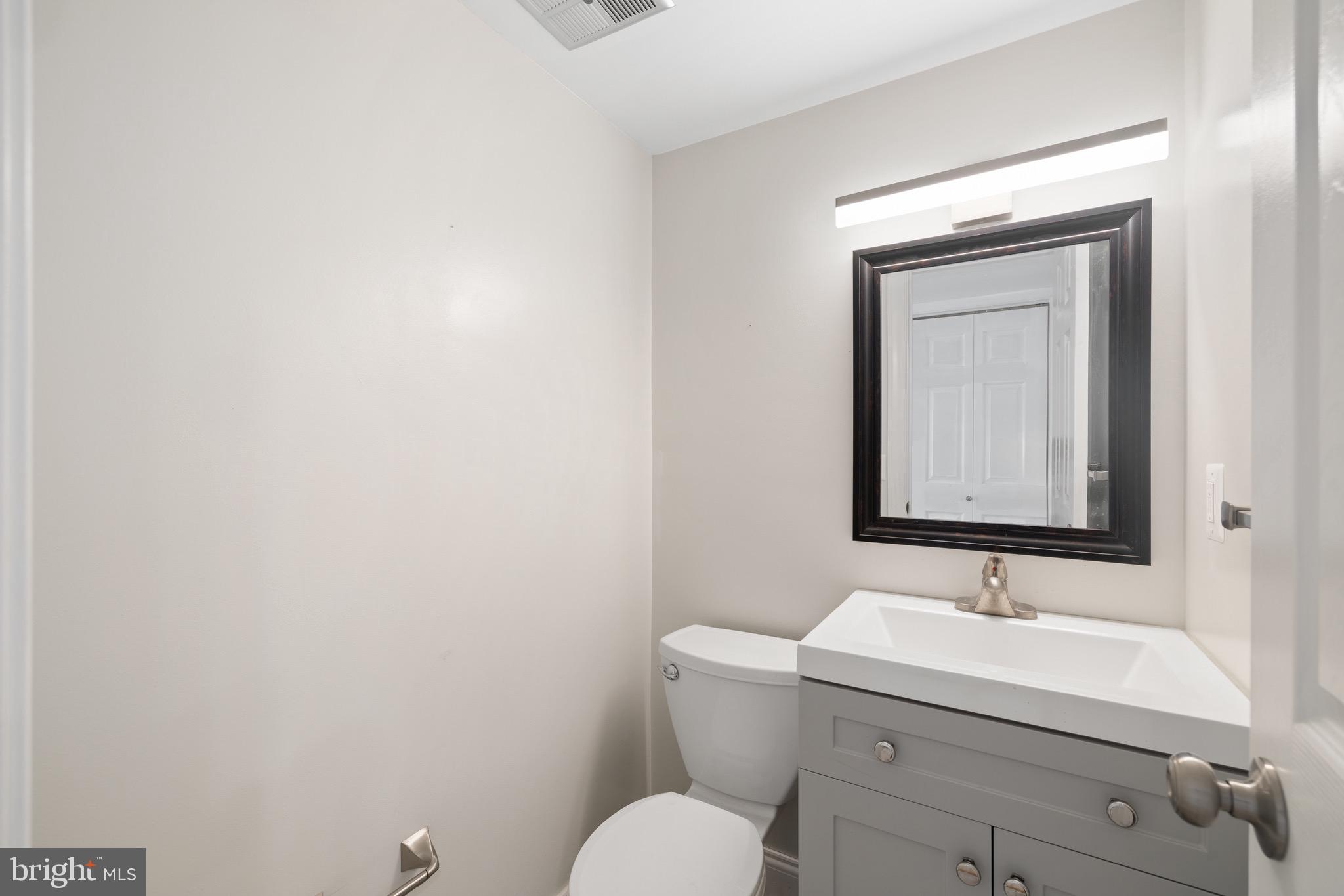 WALNUT RIDGE - Residential Lease