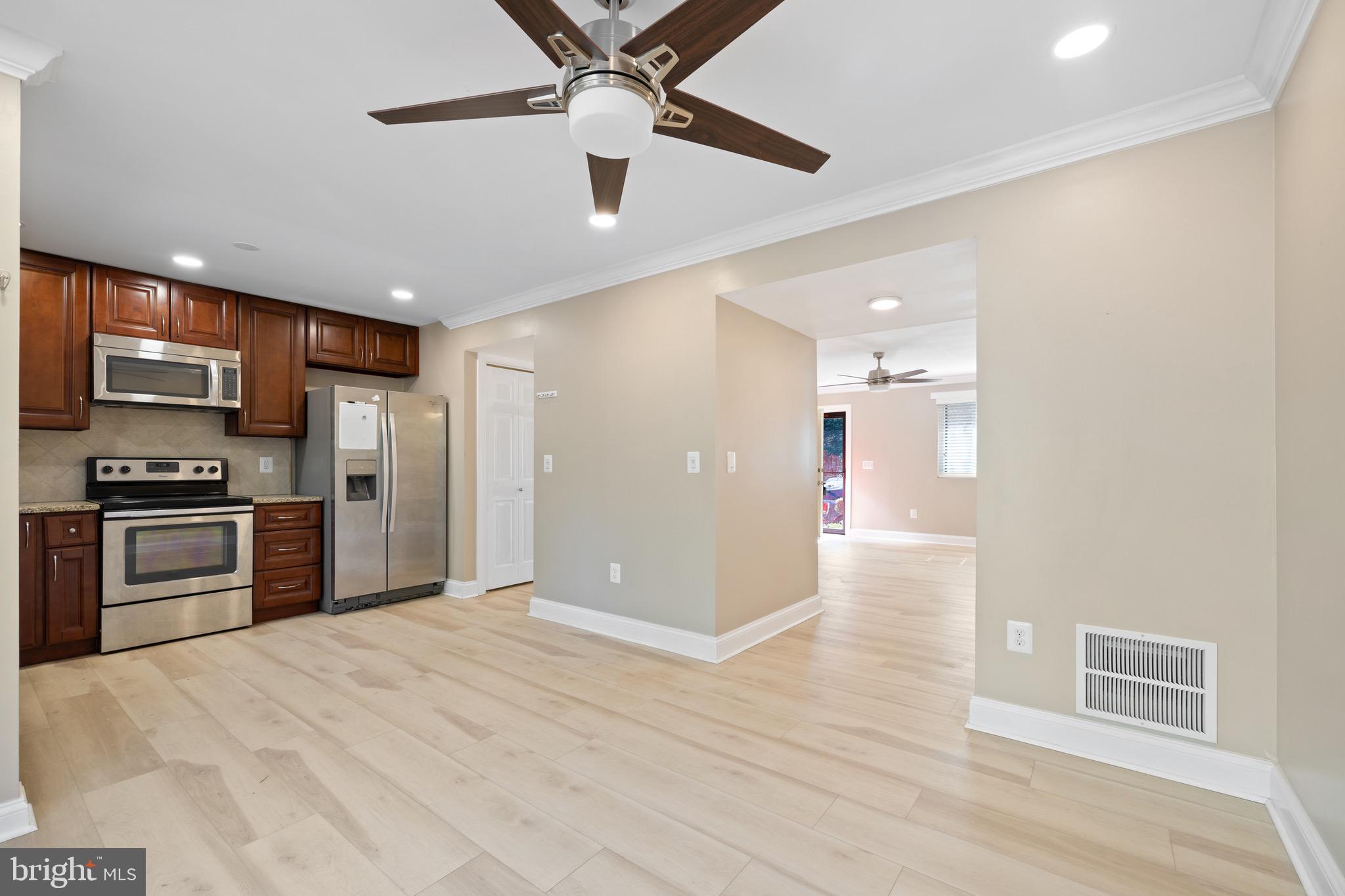 WALNUT RIDGE - Residential Lease