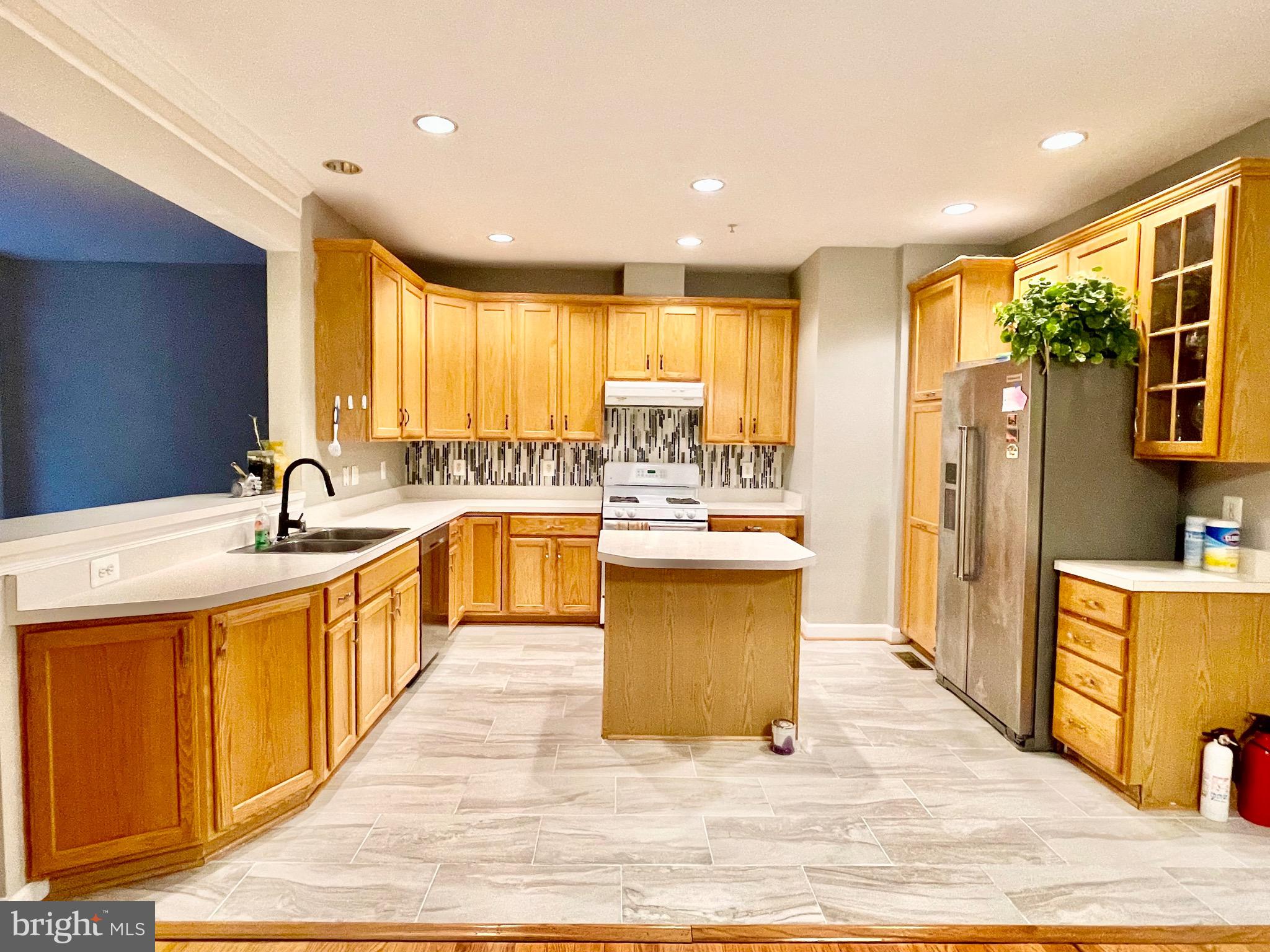 12402 FALCONBRIDGE DRIVE