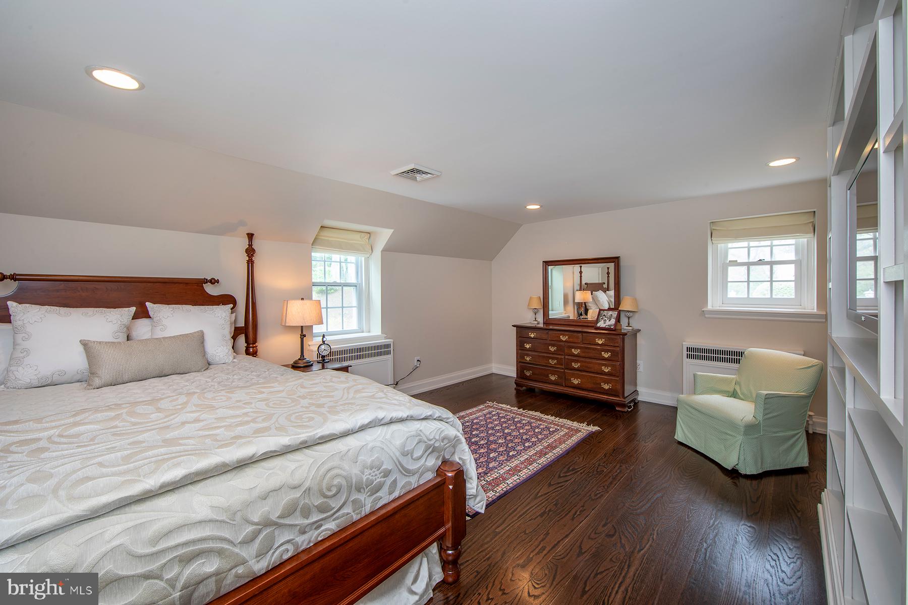 BRYN MAWR - Residential