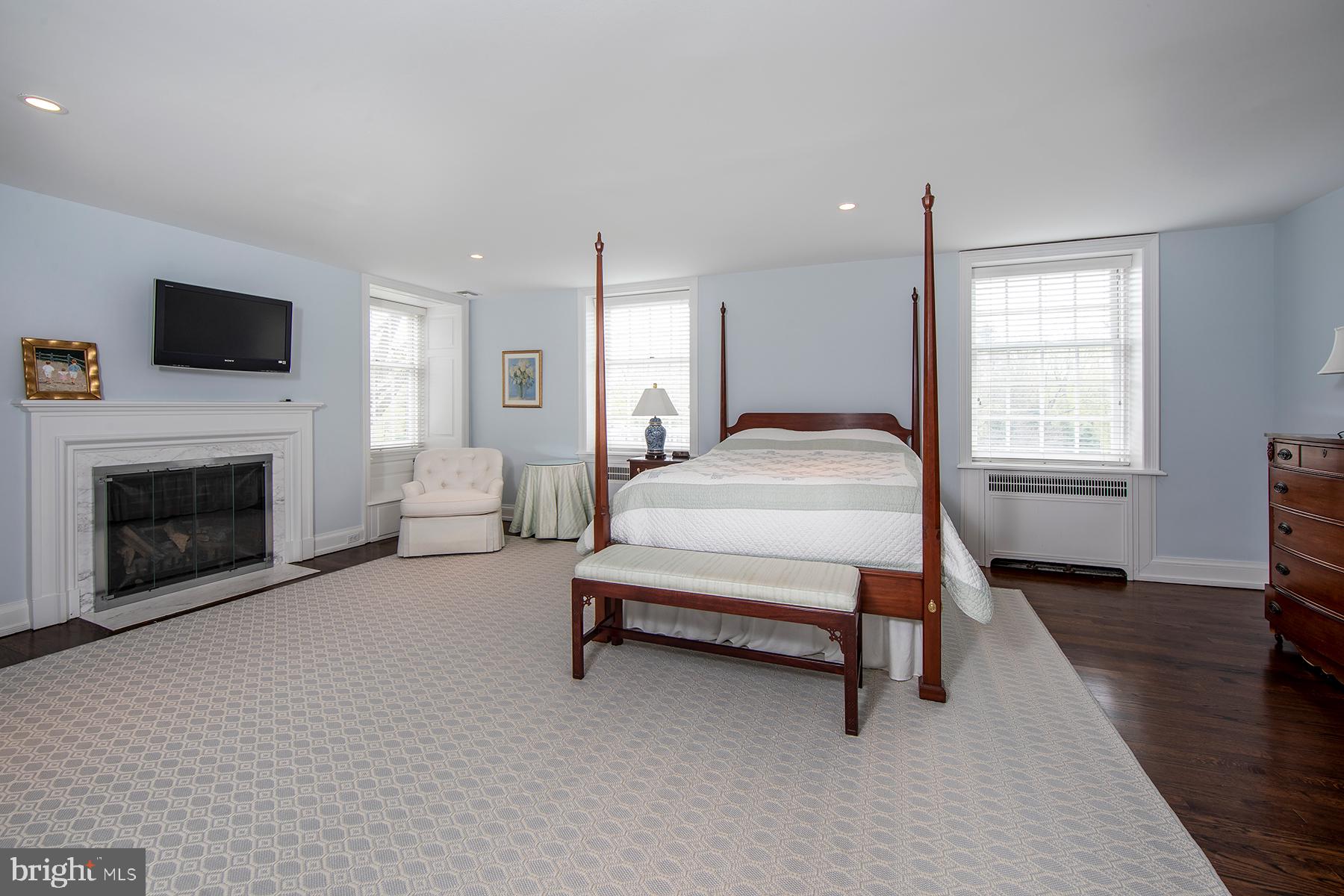 BRYN MAWR - Residential