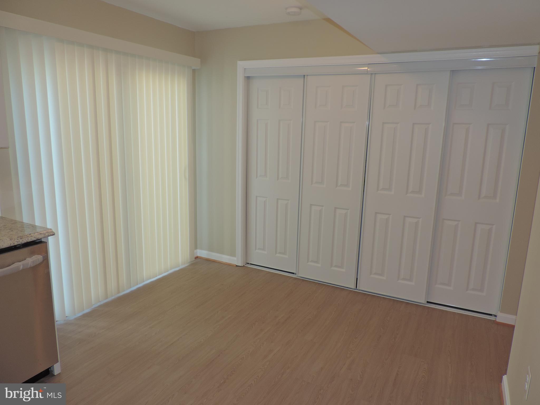 RIVERSIDE - Residential