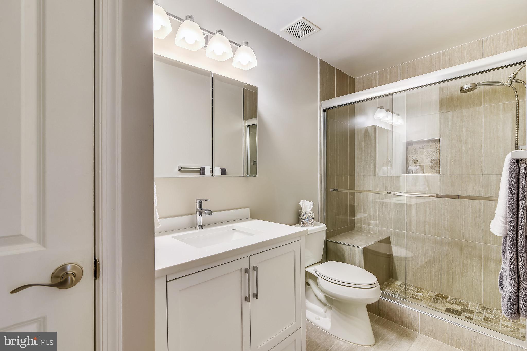 BROADLANDS SOUTH - Residential