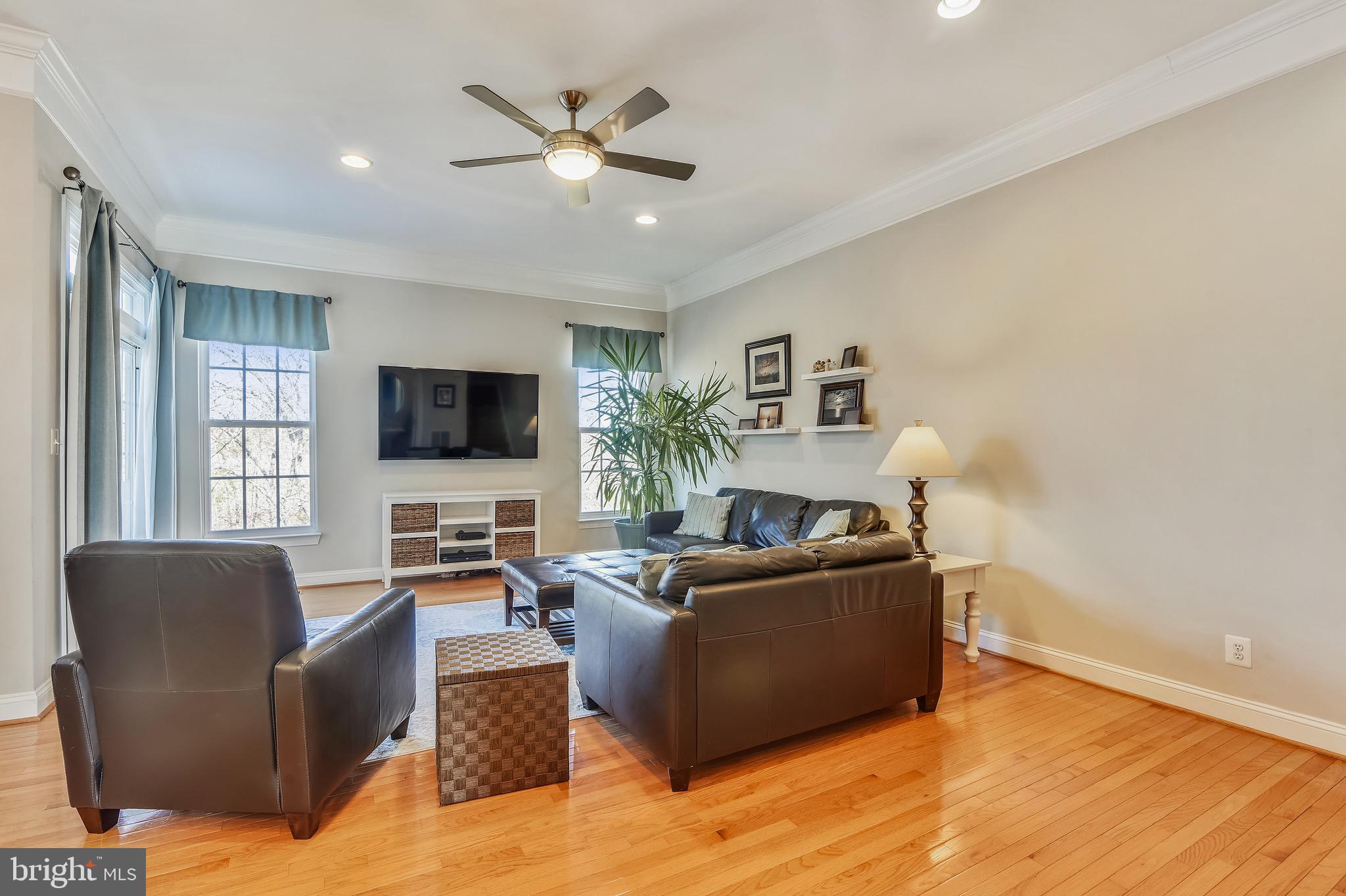 BROADLANDS SOUTH - Residential