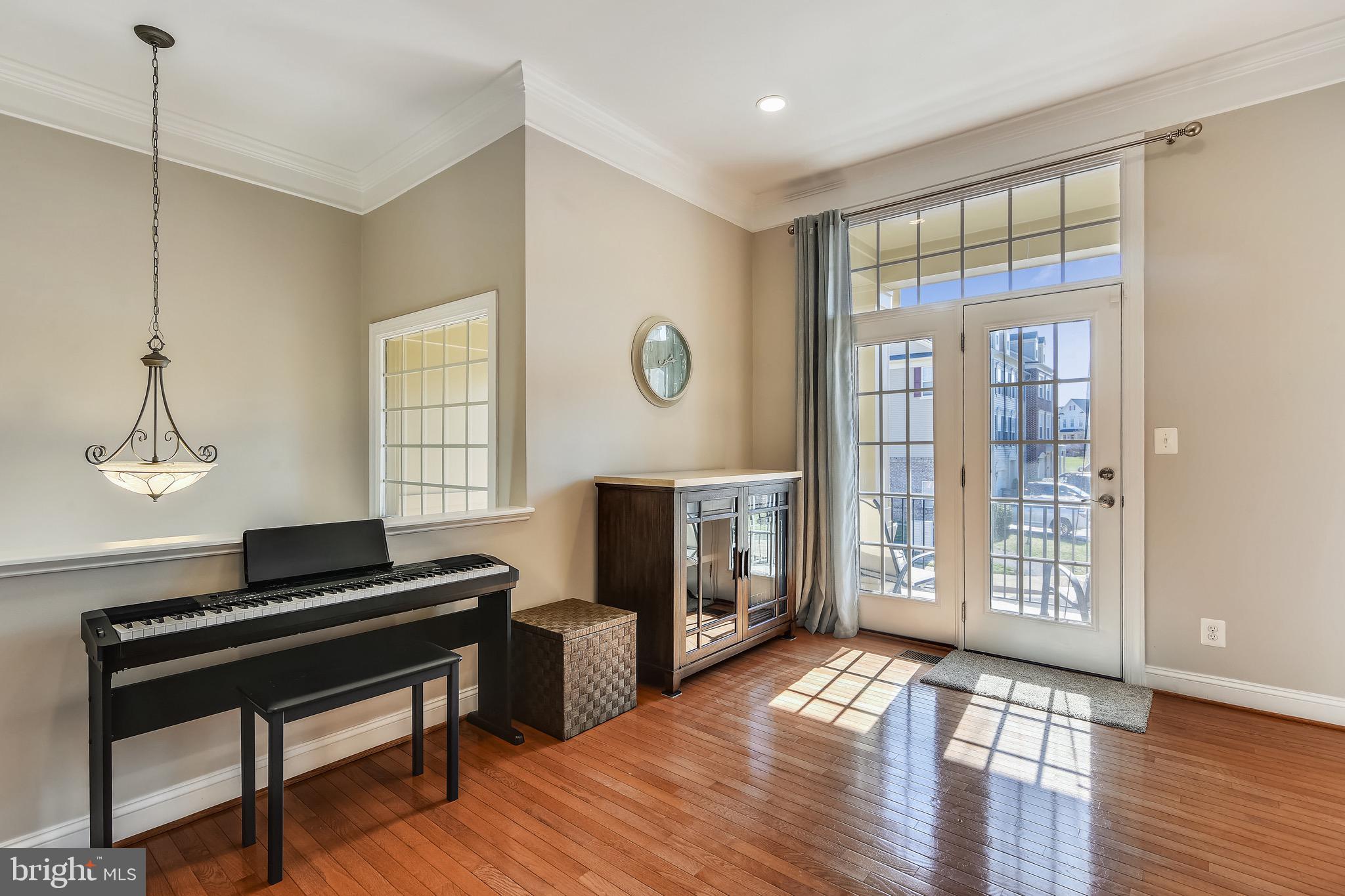 BROADLANDS SOUTH - Residential