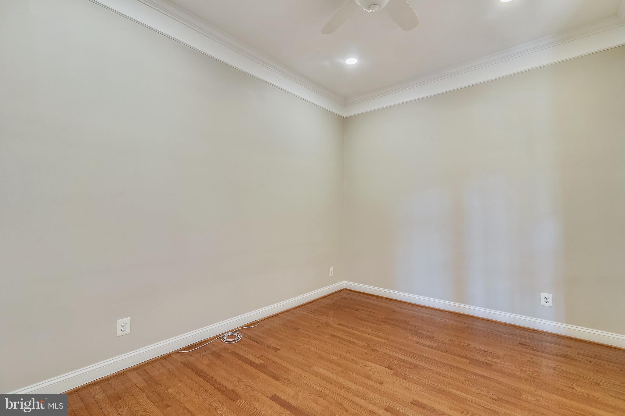 BROADLANDS SOUTH - Residential