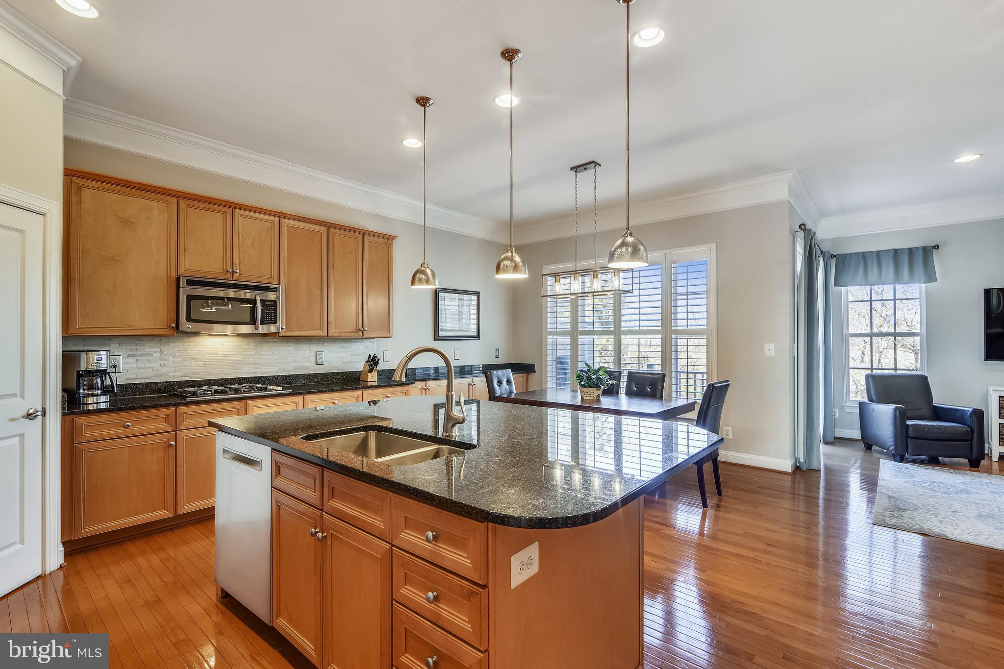 BROADLANDS SOUTH - Residential