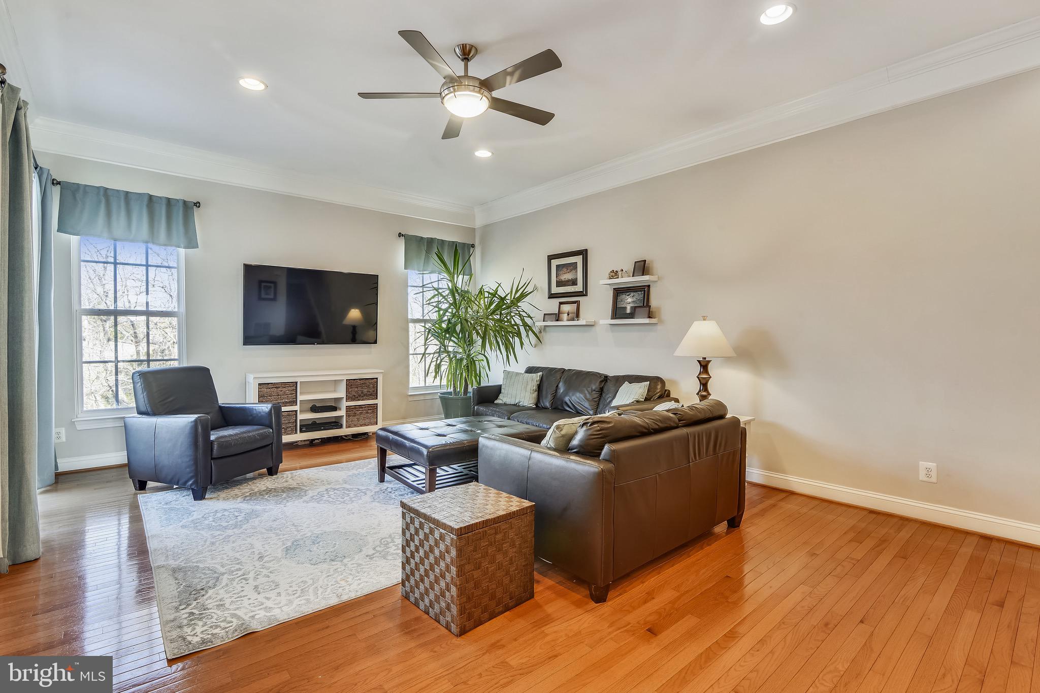 BROADLANDS SOUTH - Residential