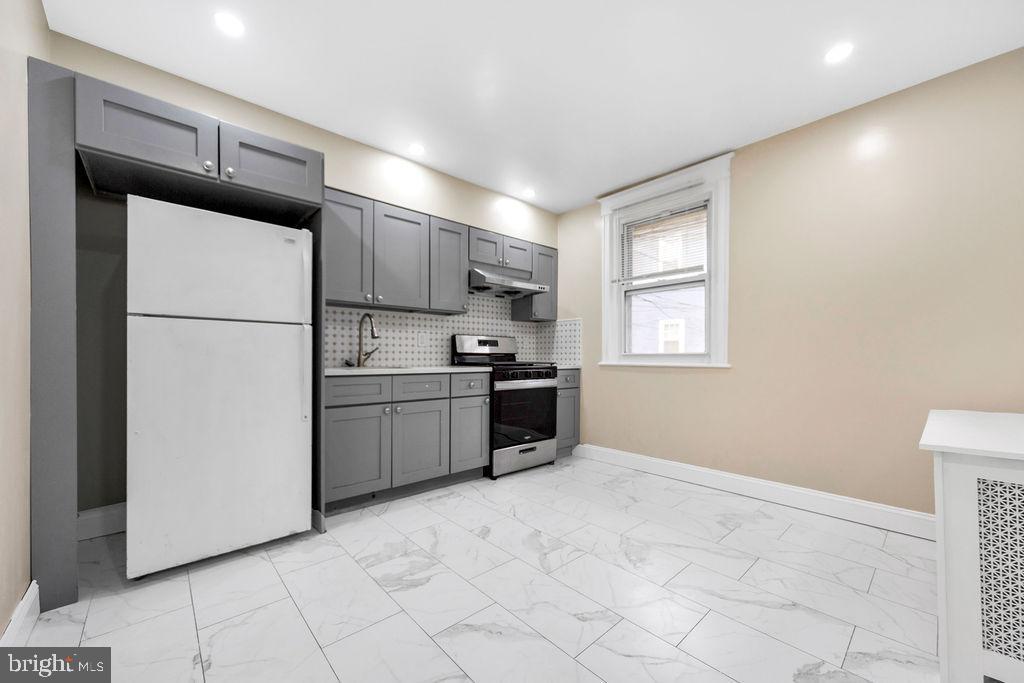 STONEHURST - Residential