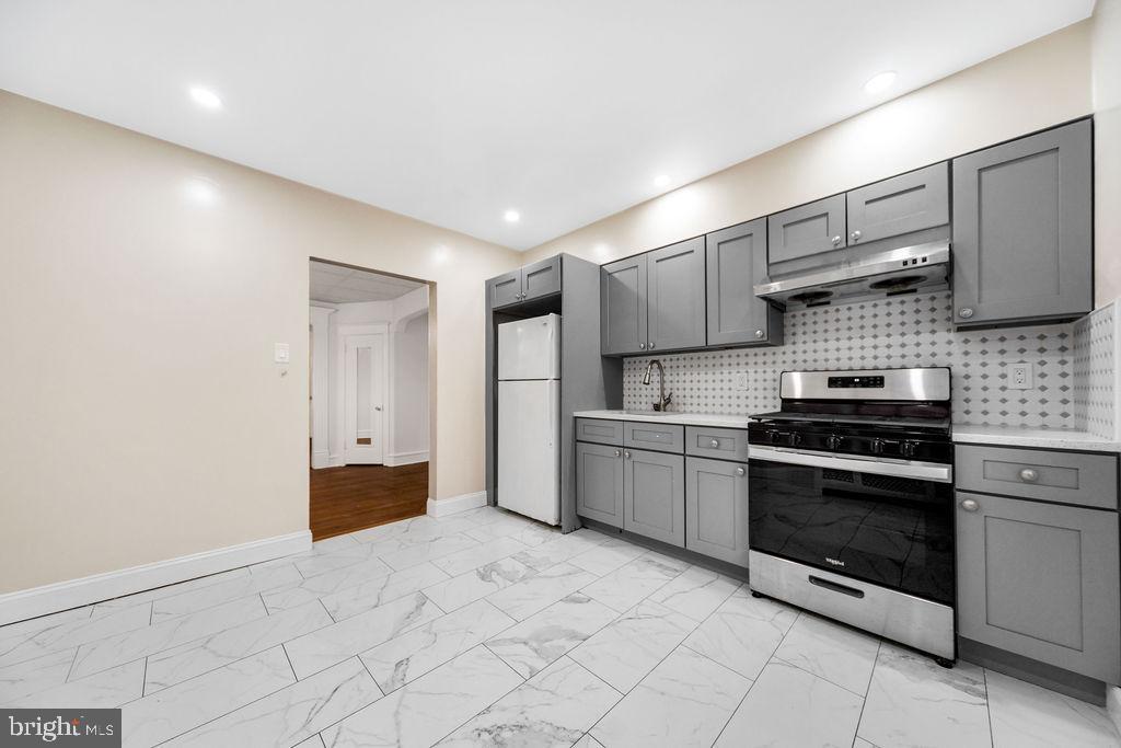 STONEHURST - Residential