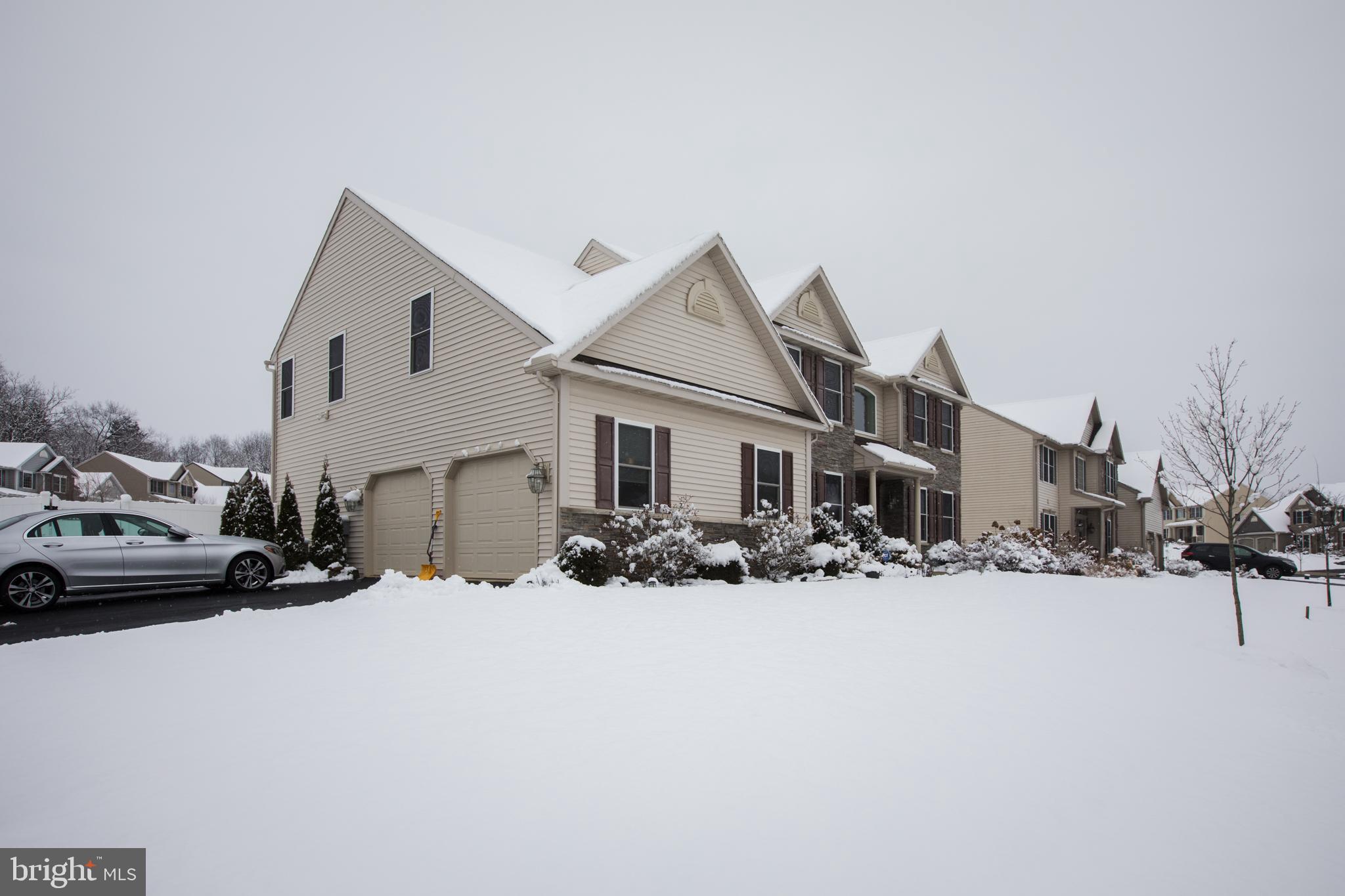 GREEN VALLEY WEST - Residential