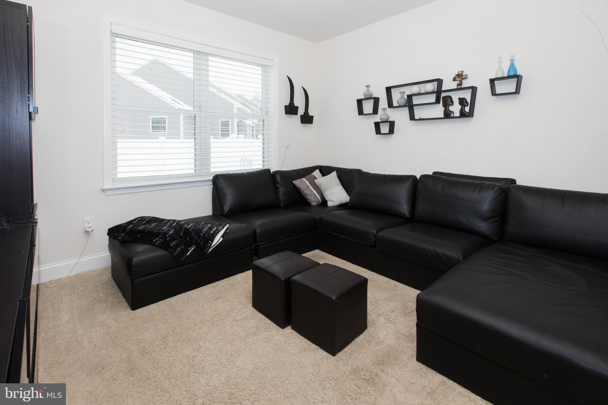 GREEN VALLEY WEST - Residential